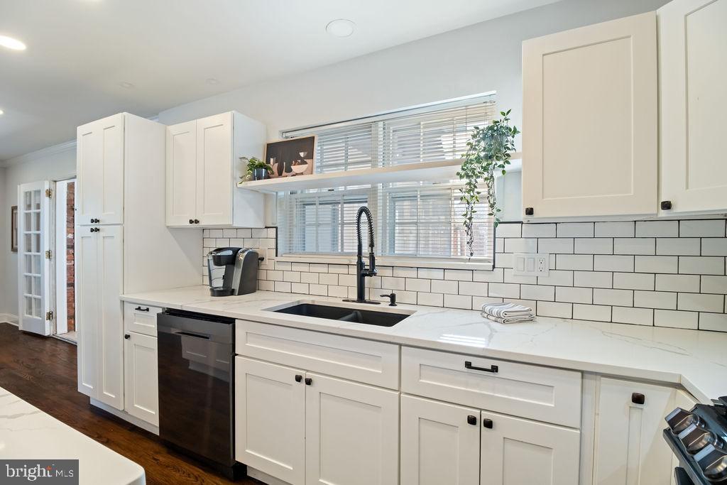 ROCK SPRING - Residential