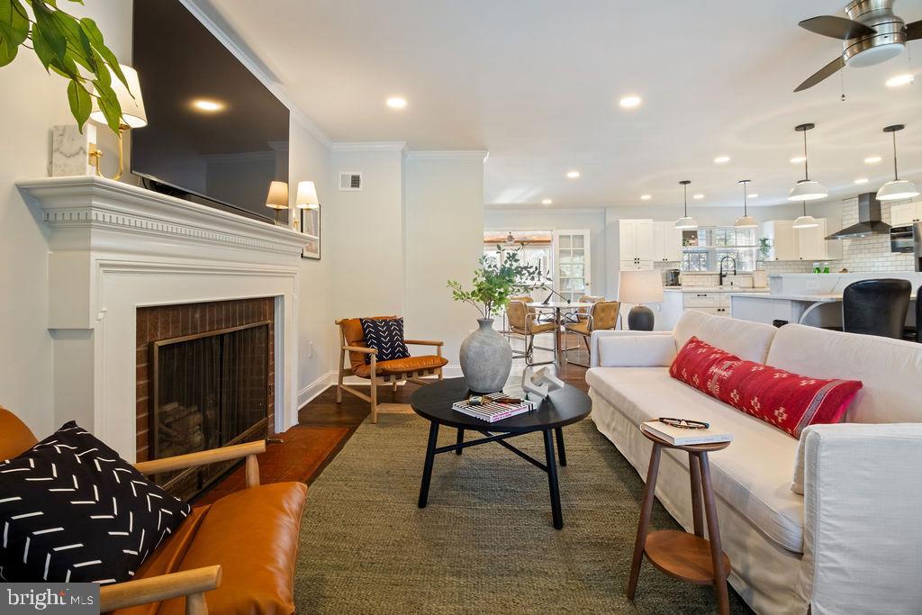 ROCK SPRING - Residential