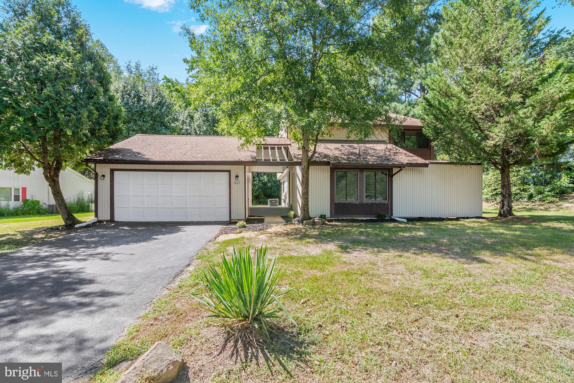 8605 MONMOUTH DRIVE