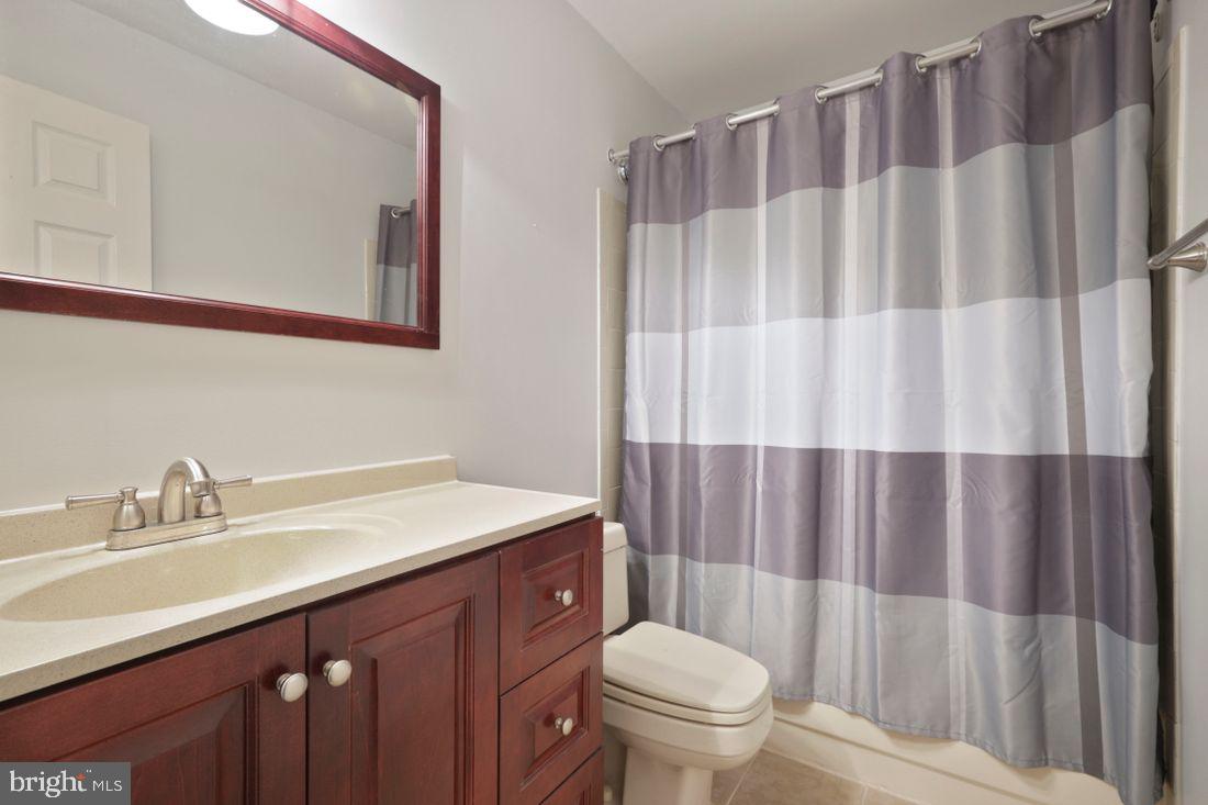 THE POINTE - Residential