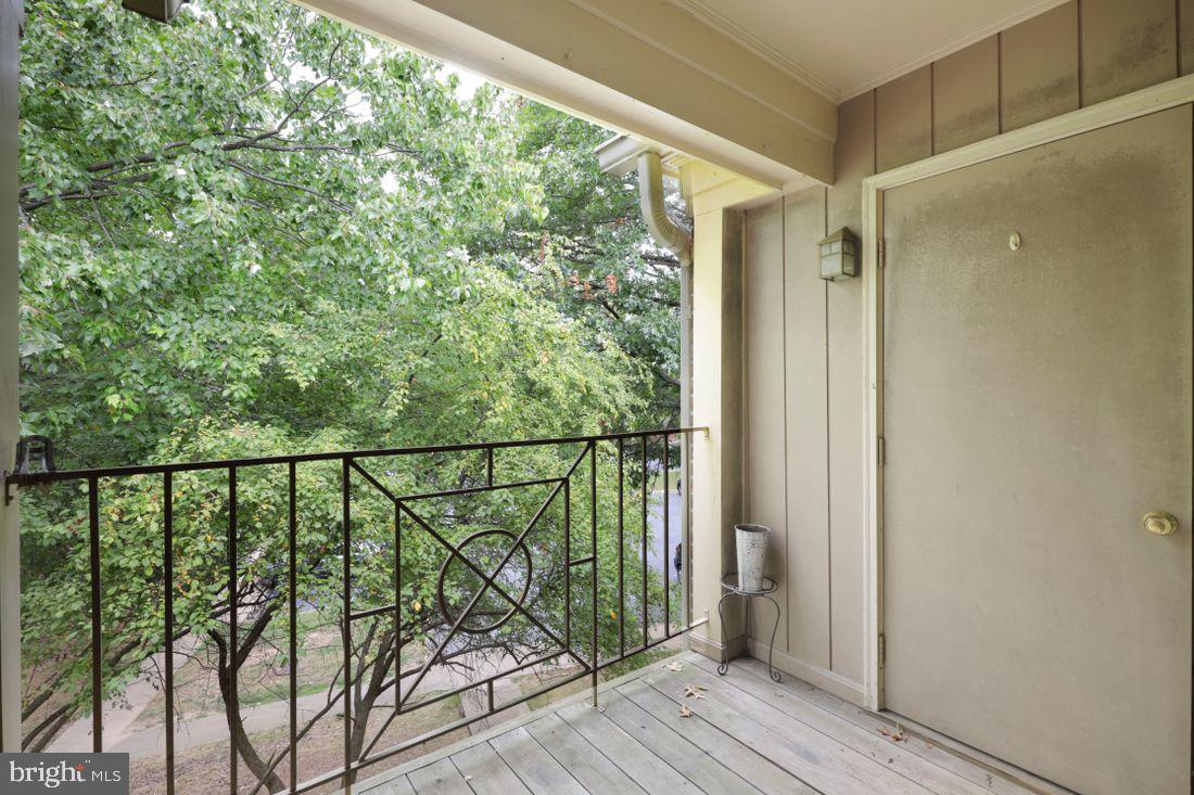 THE POINTE - Residential