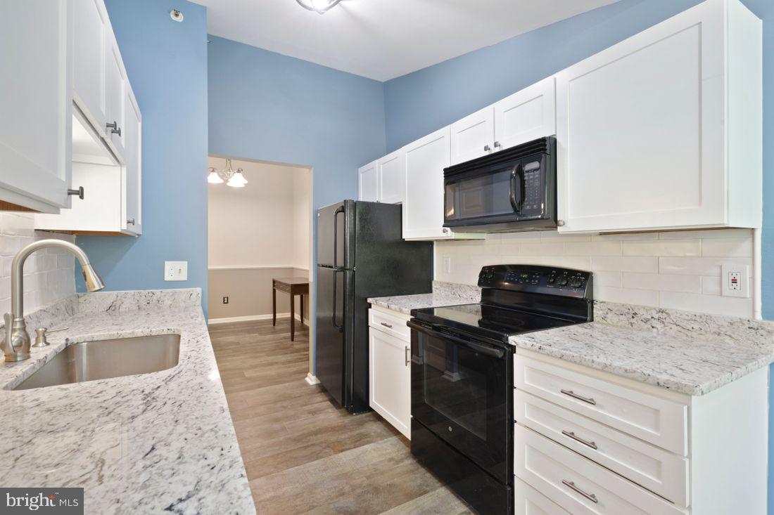 THE POINTE - Residential