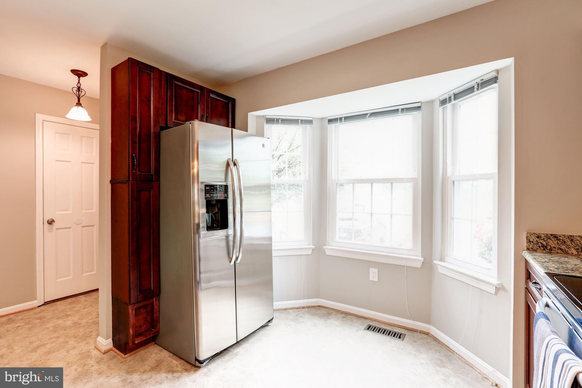 CALVERTON - Residential