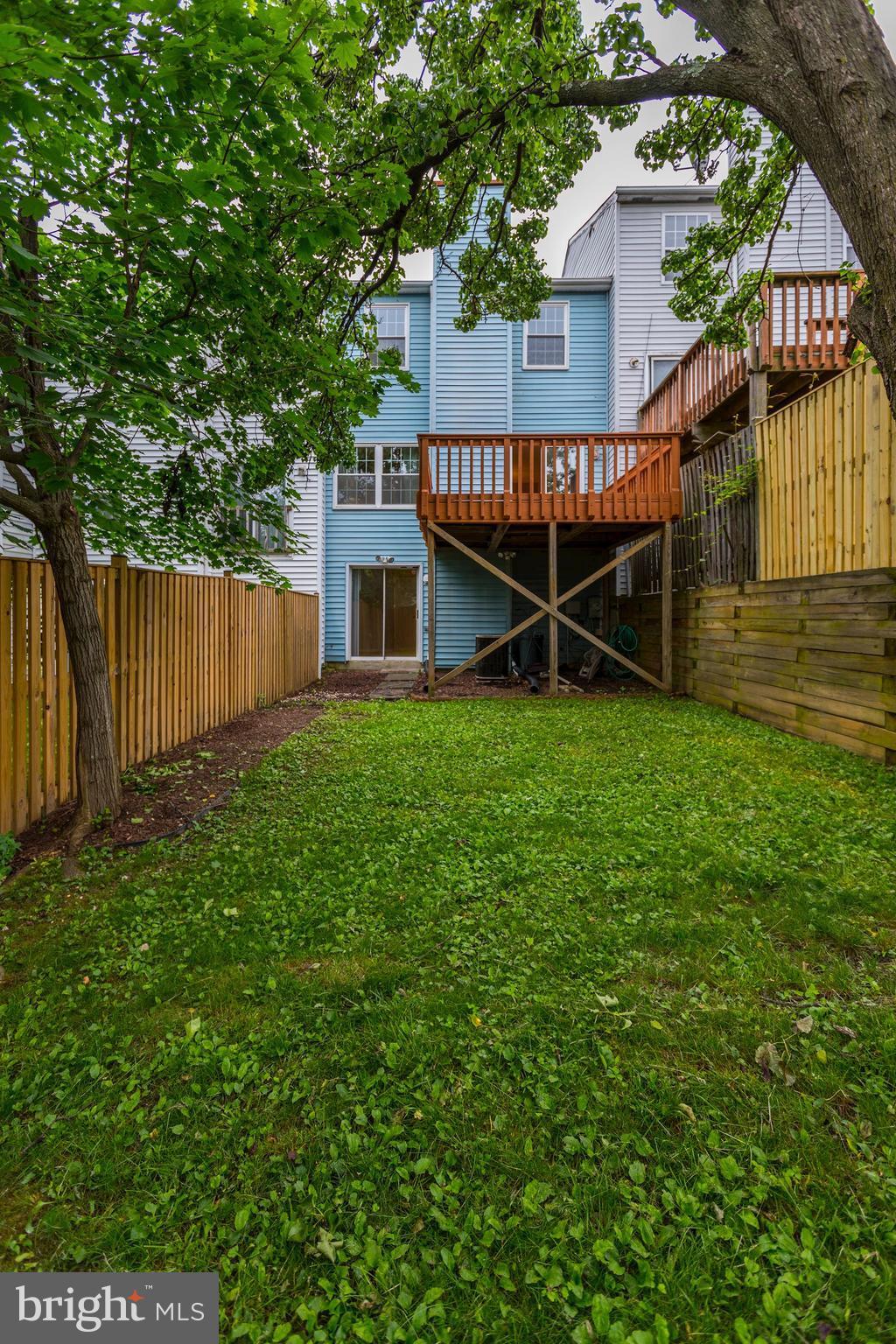 CALVERTON - Residential