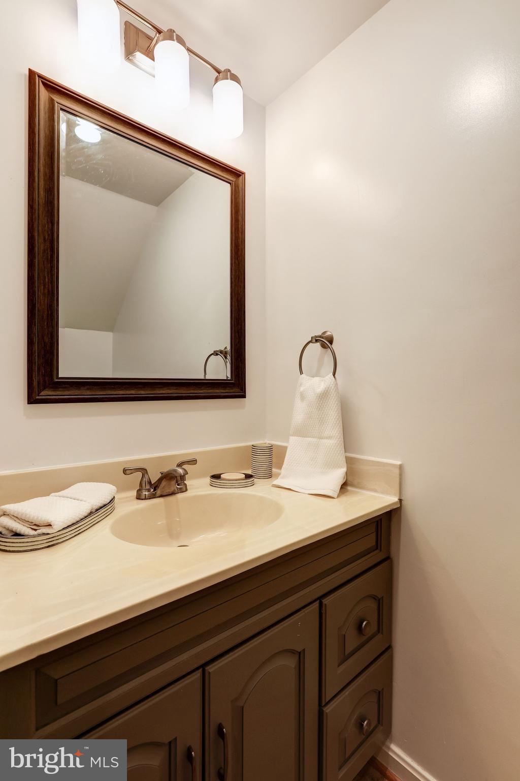 CALVERTON - Residential