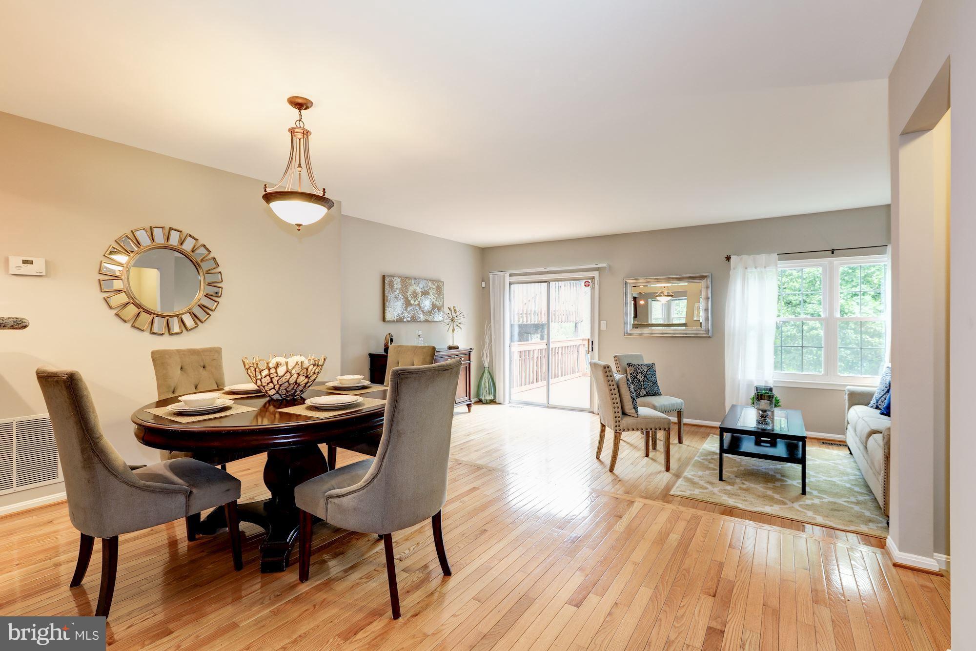 CALVERTON - Residential