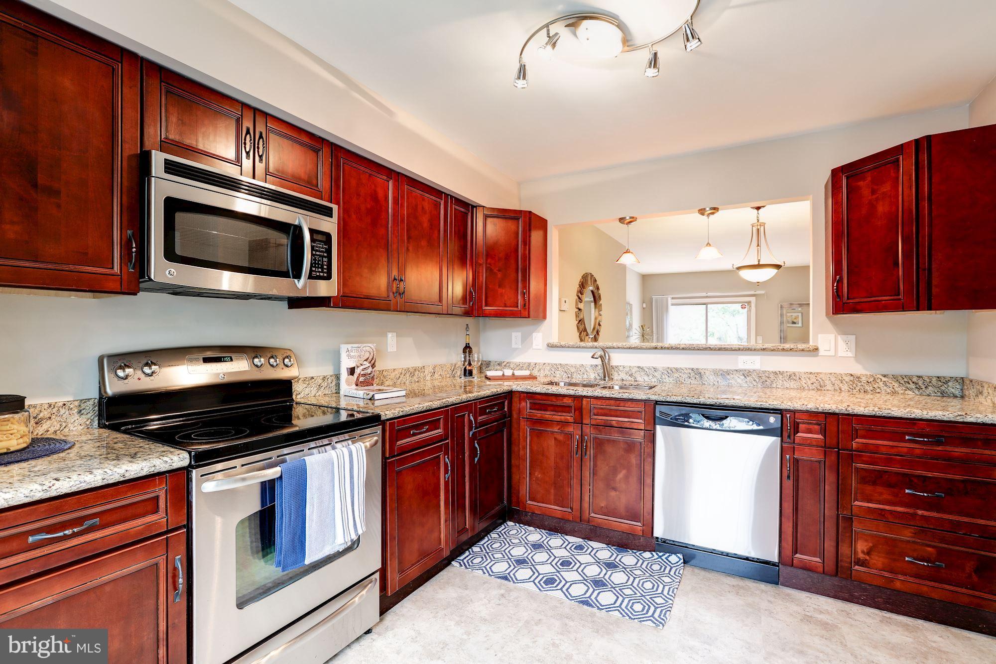 CALVERTON - Residential