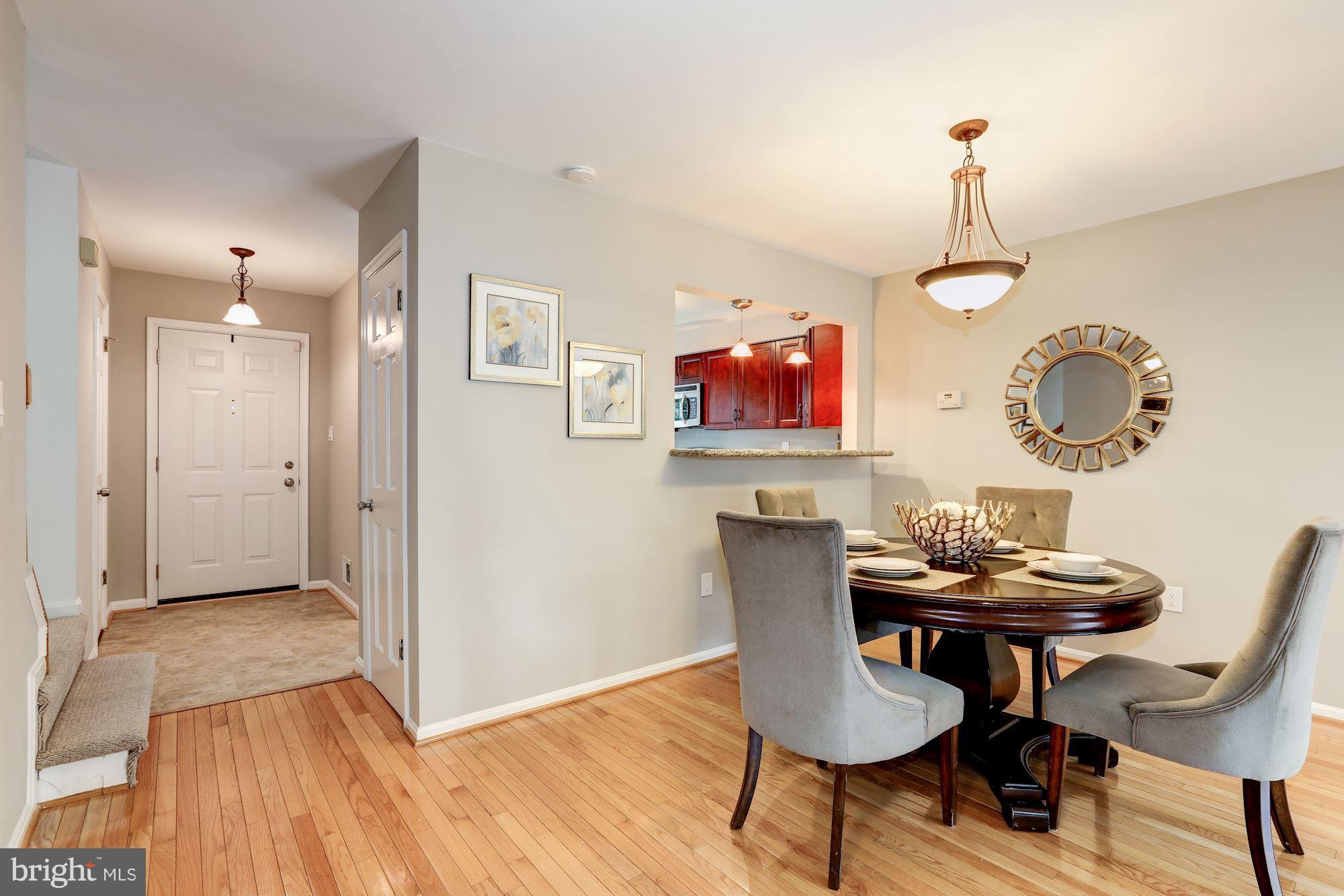 CALVERTON - Residential