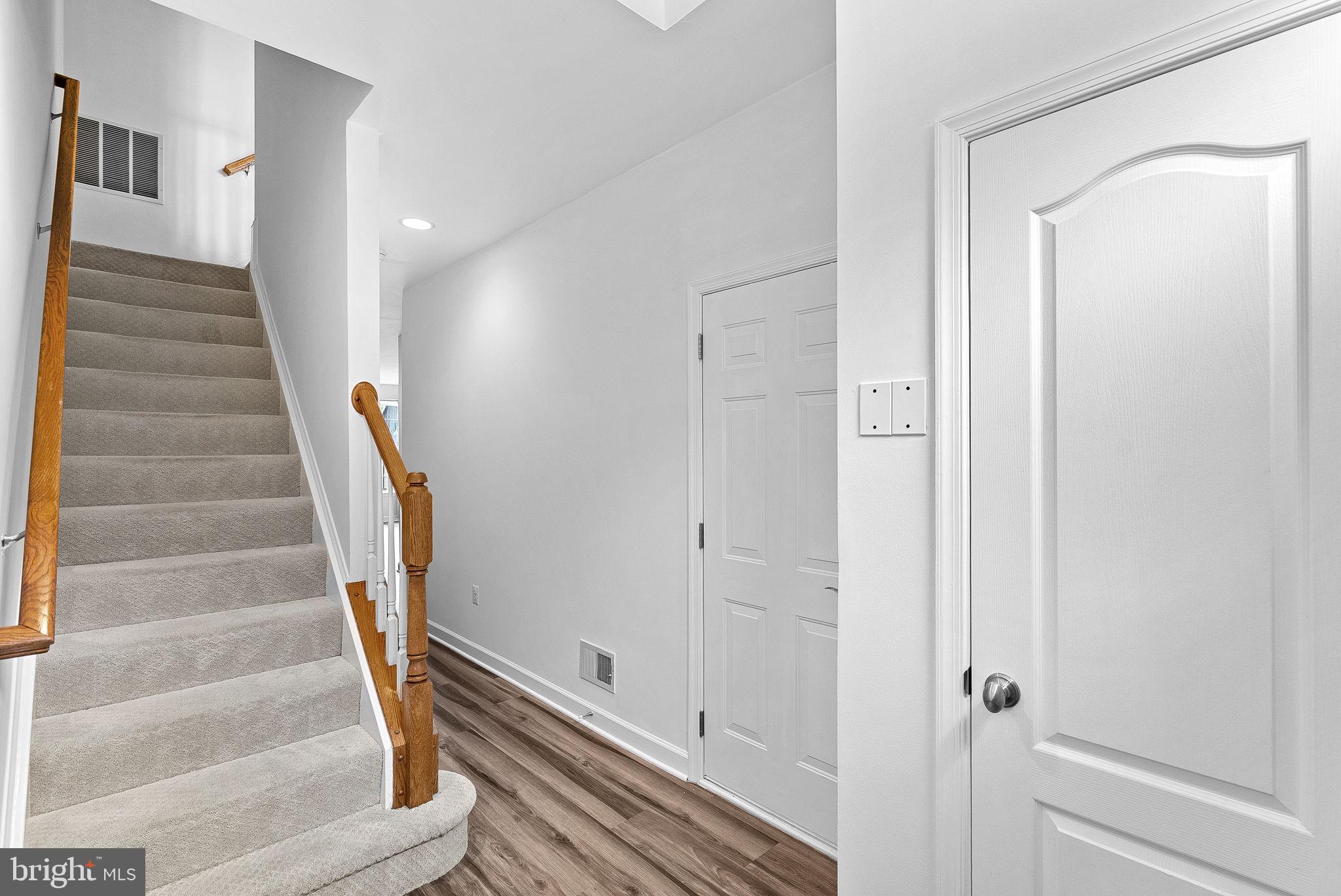 42525 MAGELLAN SQUARE