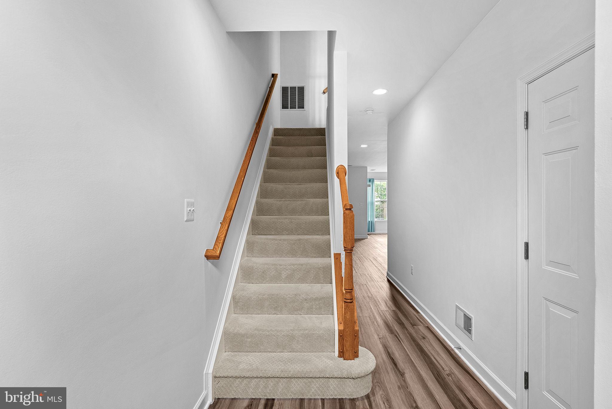 42525 MAGELLAN SQUARE
