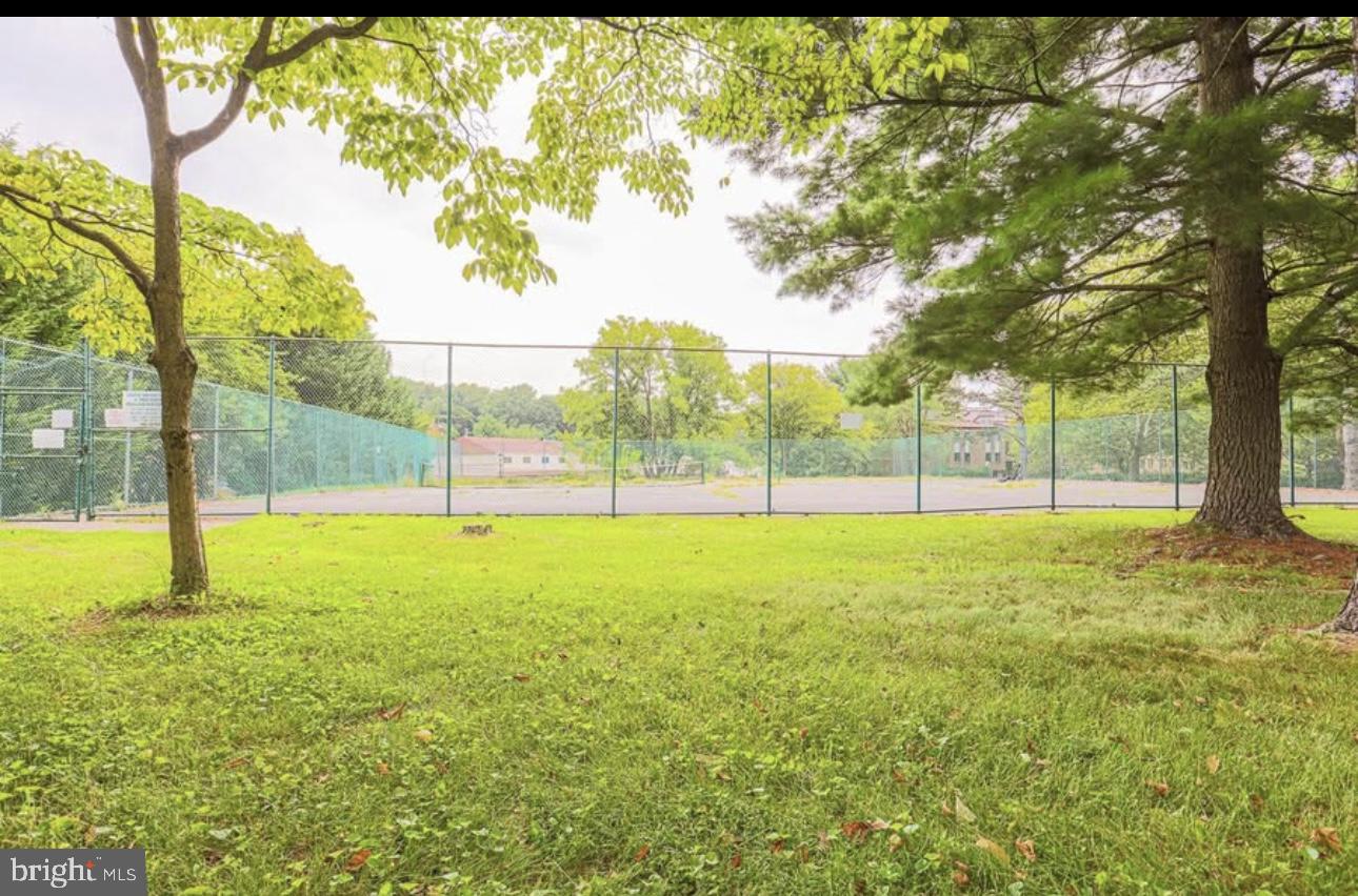 ROCKLAND RUN - Residential Lease