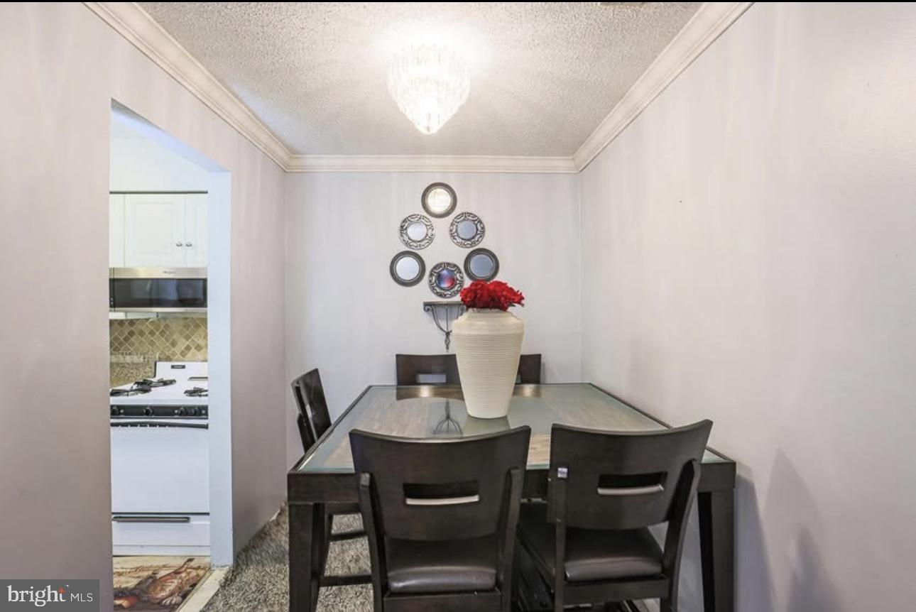 ROCKLAND RUN - Residential Lease