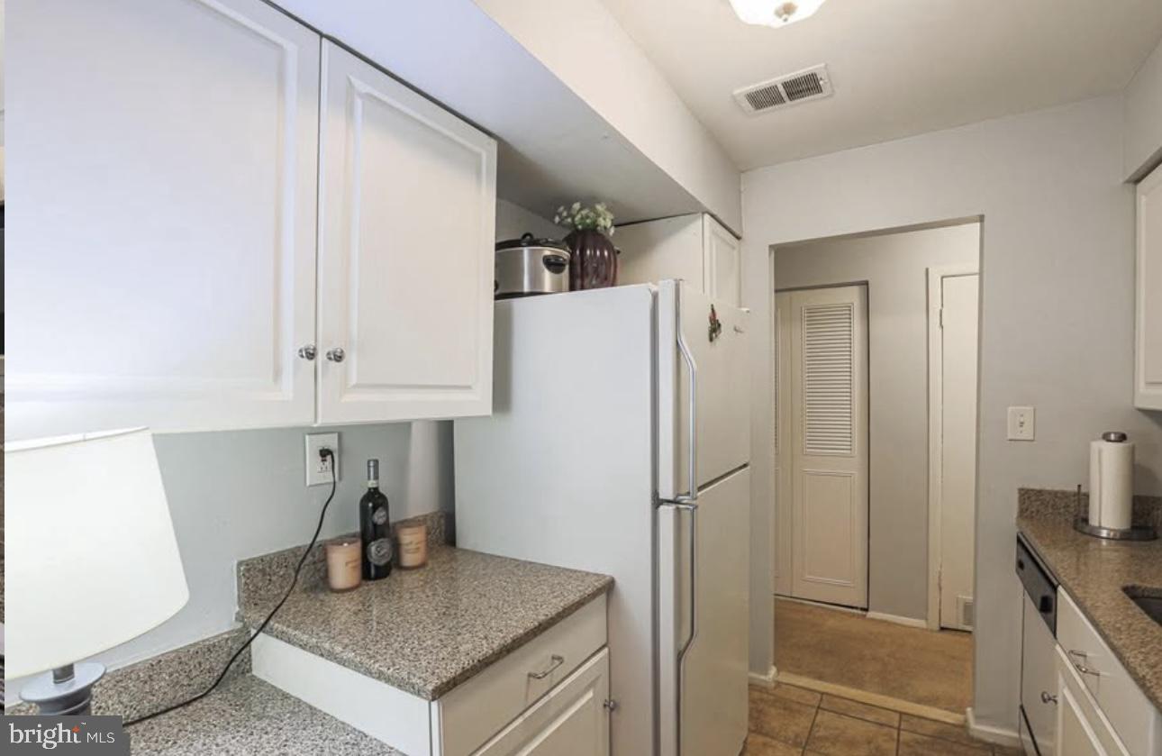 ROCKLAND RUN - Residential Lease
