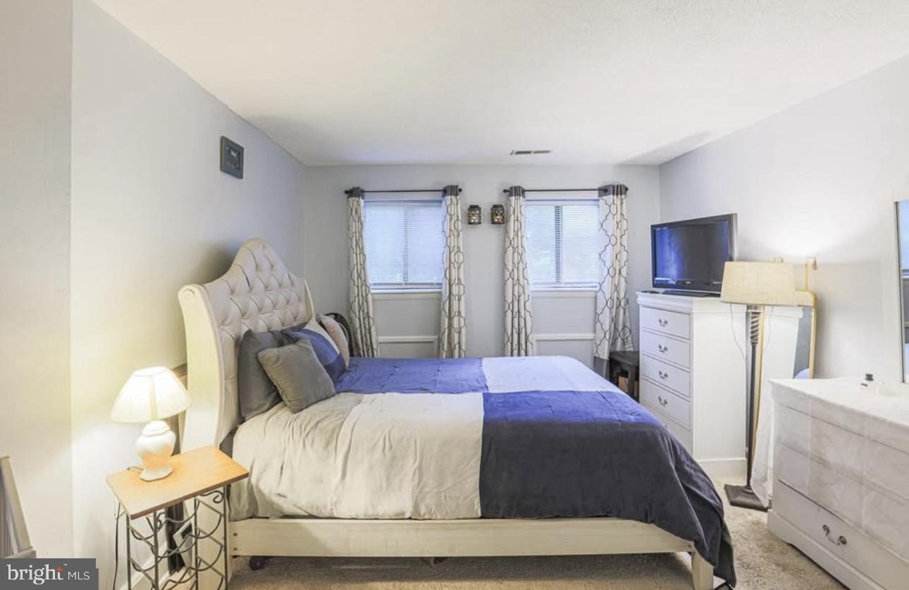 ROCKLAND RUN - Residential Lease