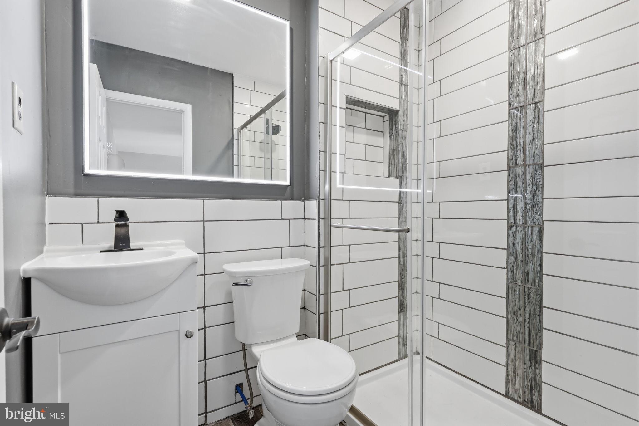 LEXINGTON PARK - Residential