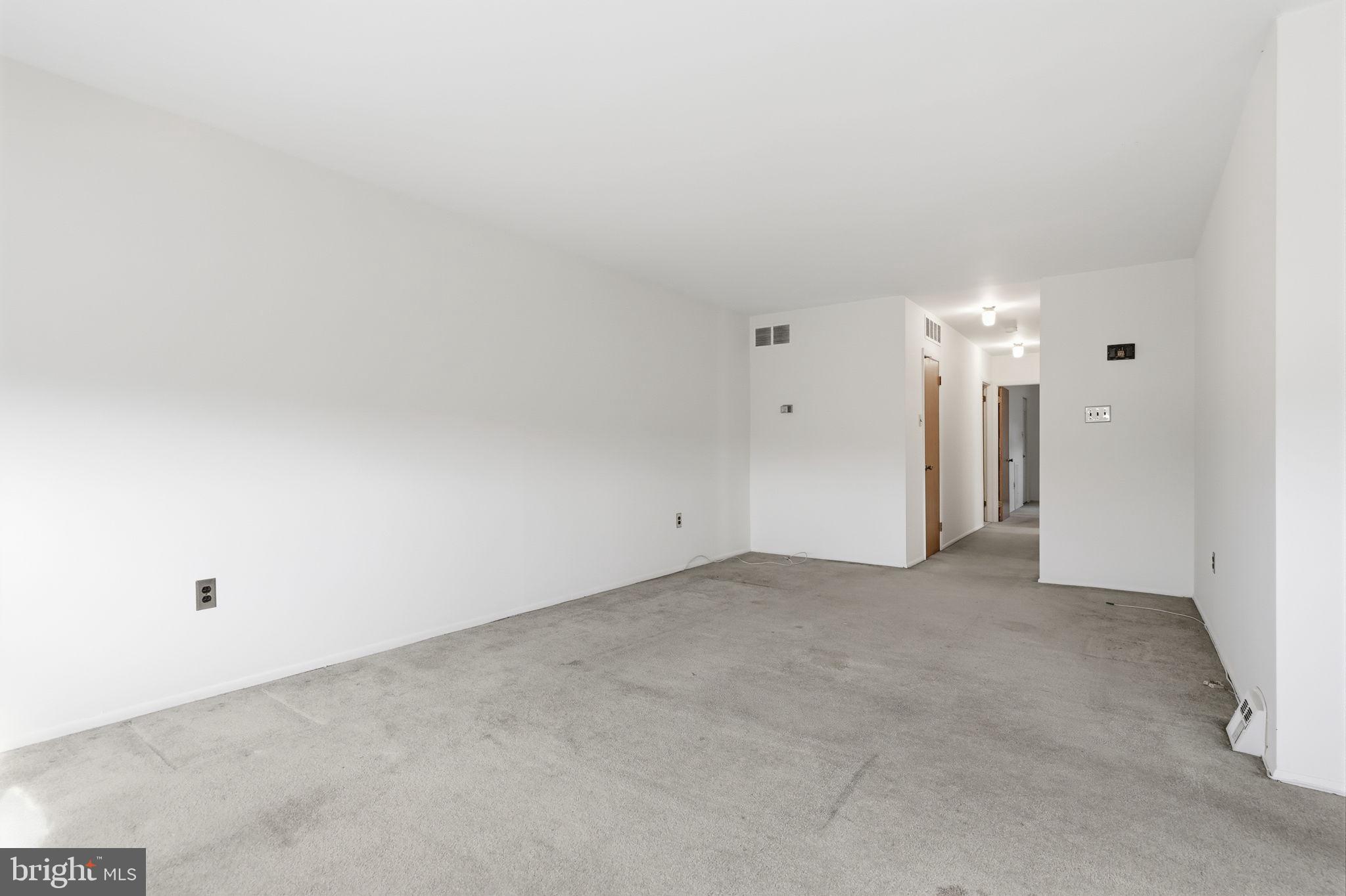 LEXINGTON PARK - Residential