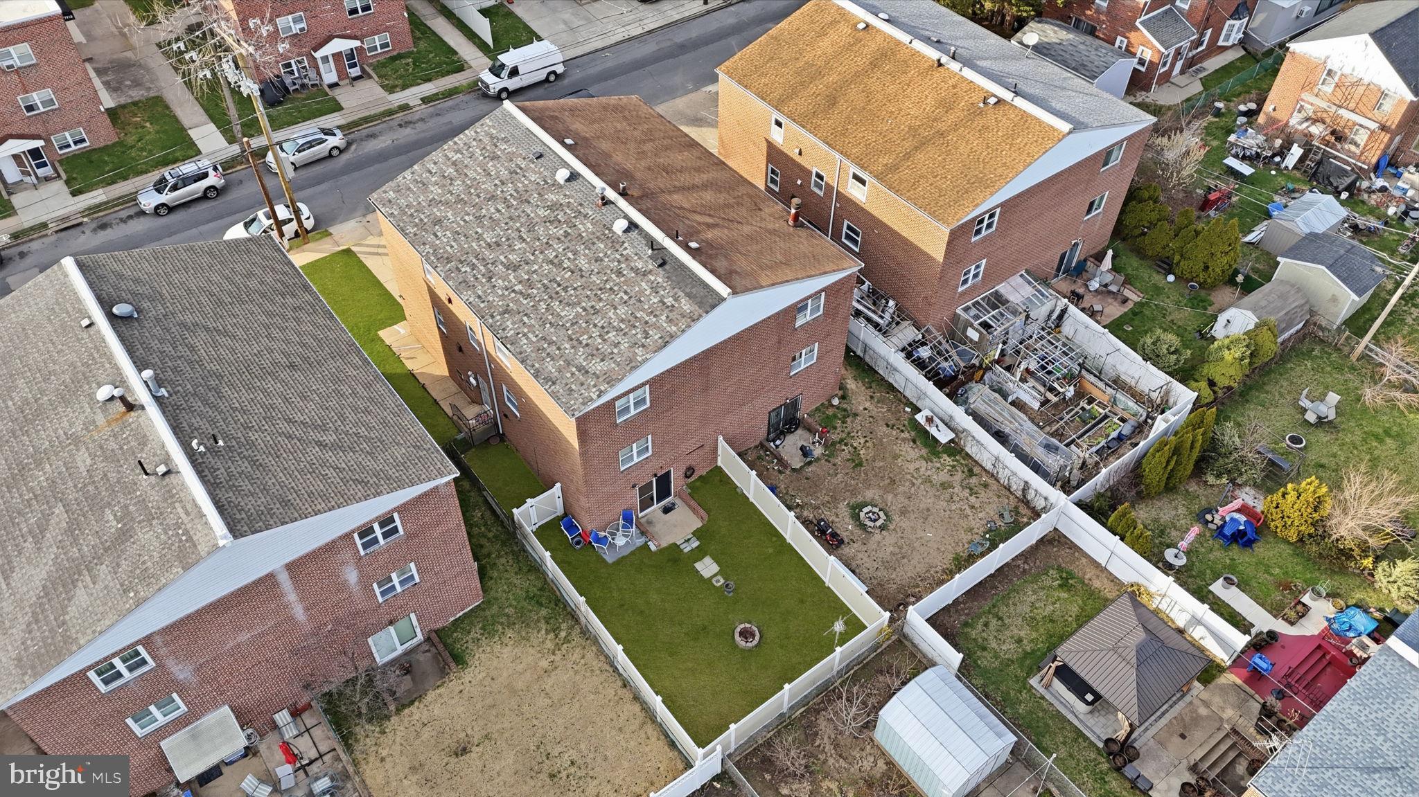 LEXINGTON PARK - Residential