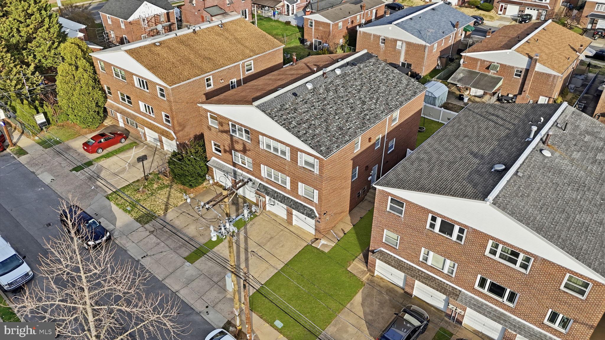 LEXINGTON PARK - Residential