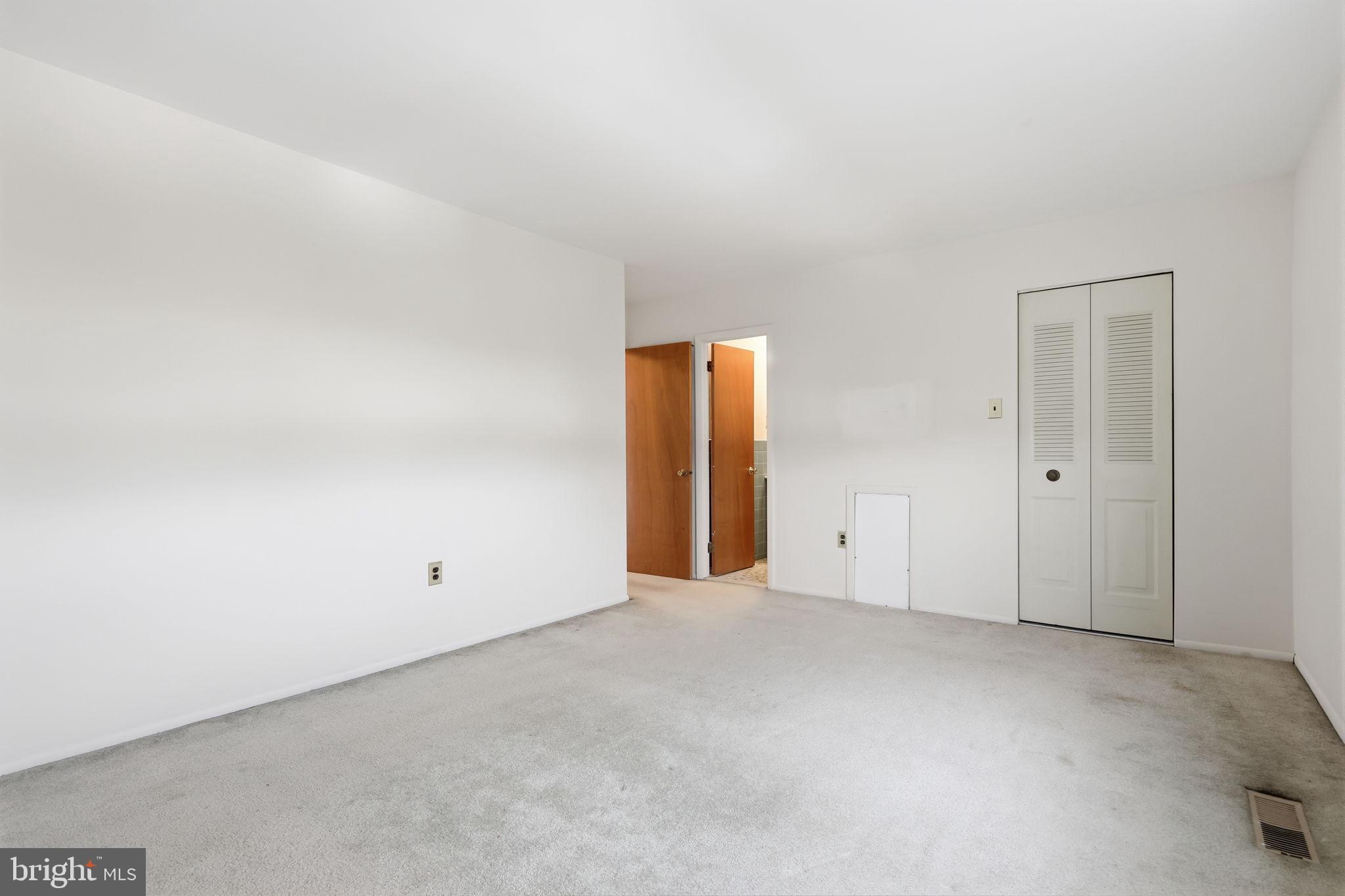 LEXINGTON PARK - Residential