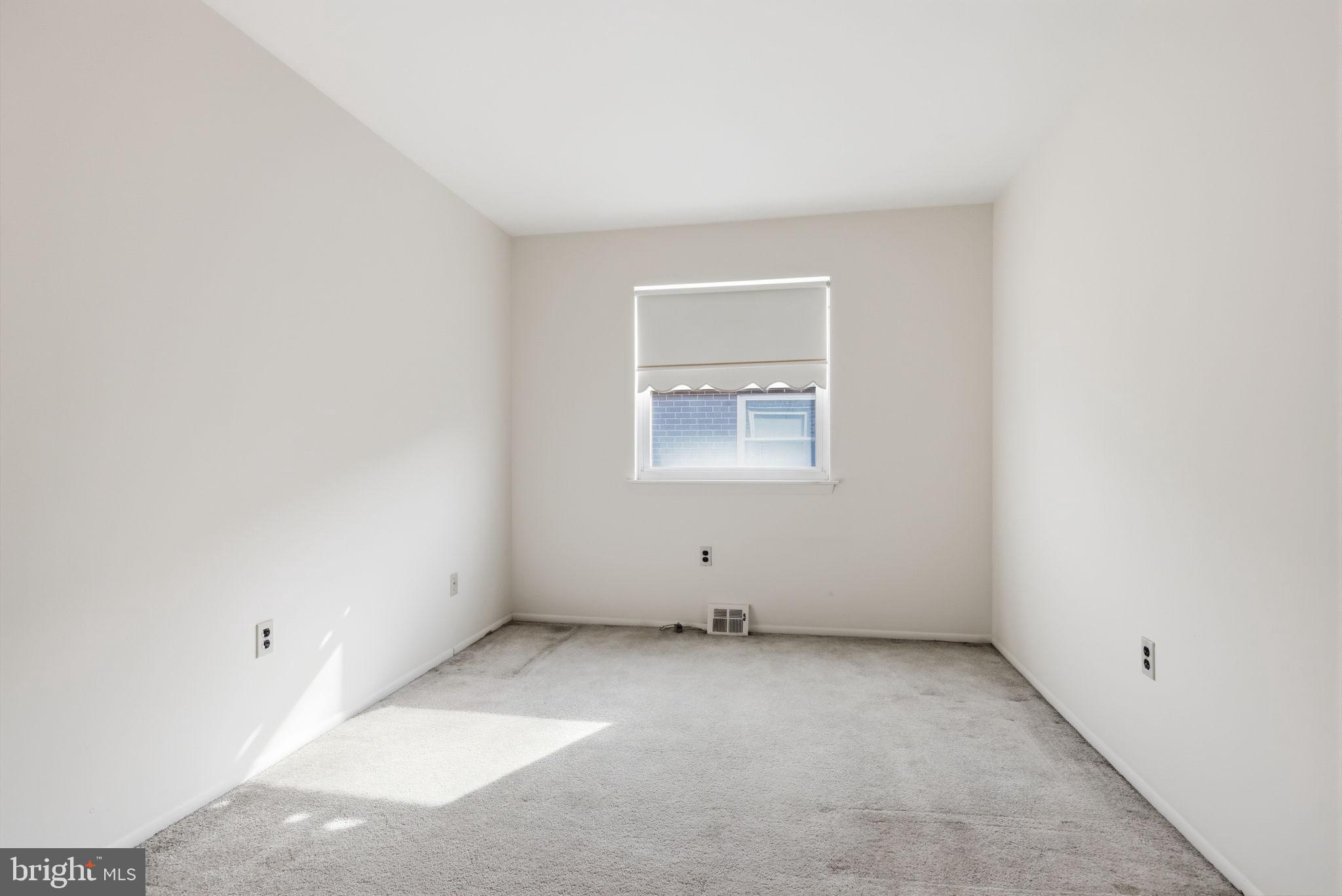 LEXINGTON PARK - Residential