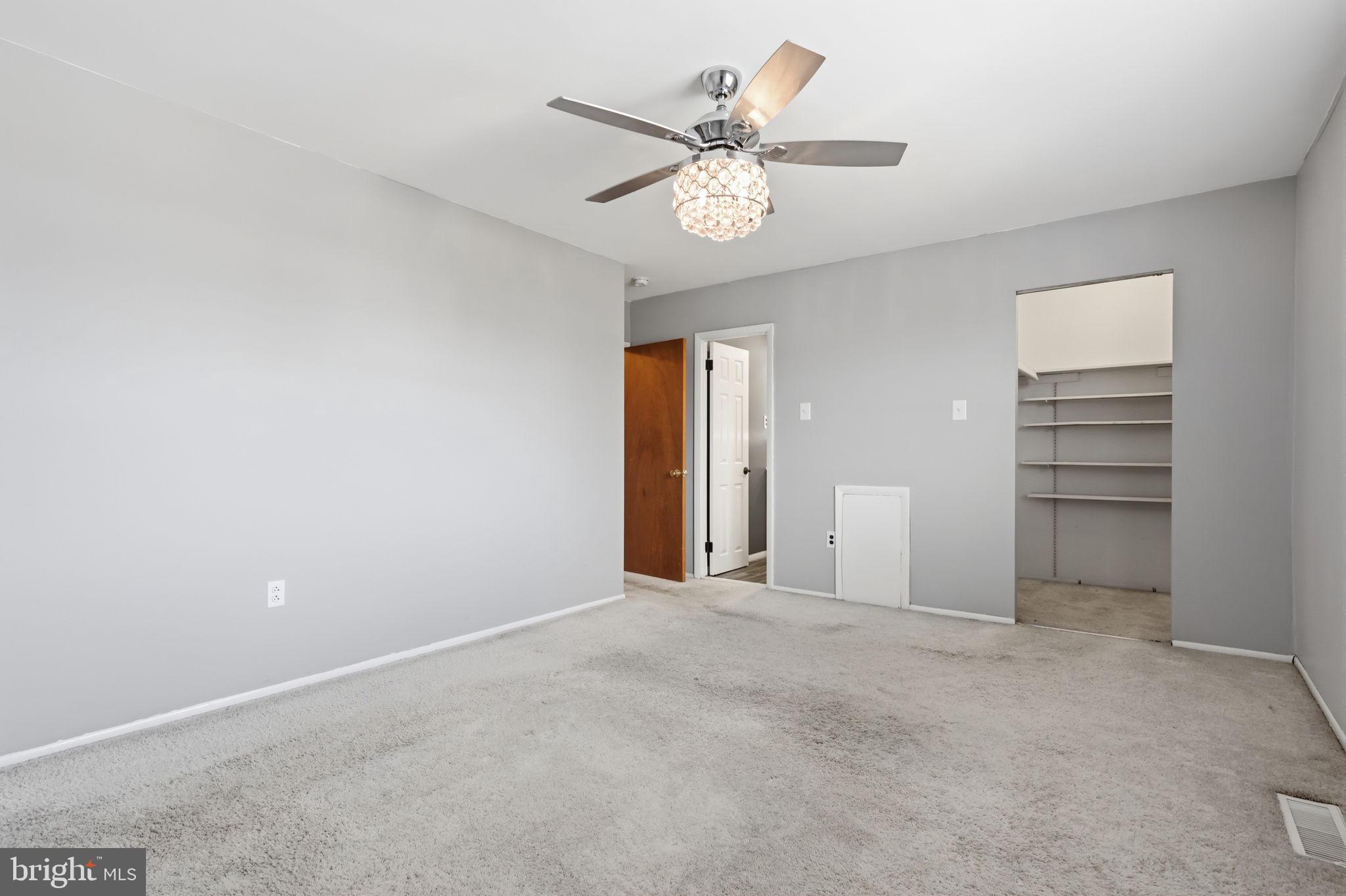 LEXINGTON PARK - Residential