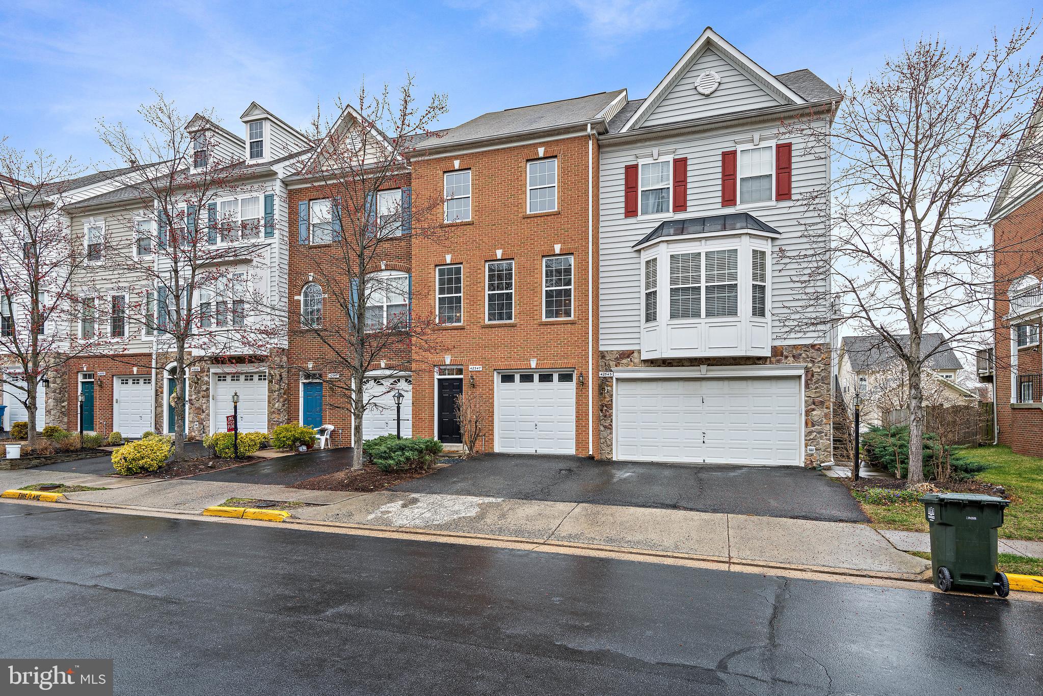 BRAMBLETON - Residential