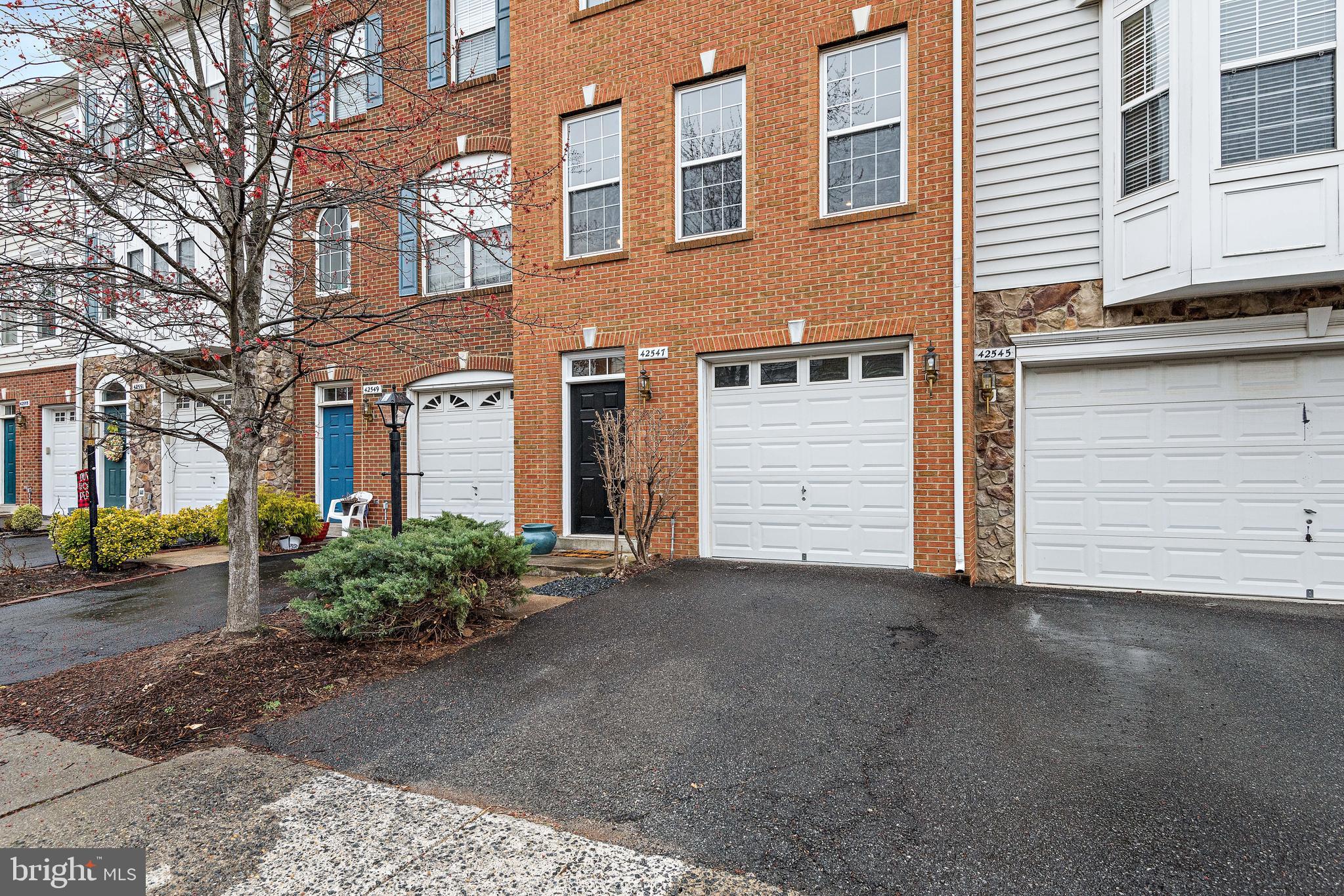 BRAMBLETON - Residential