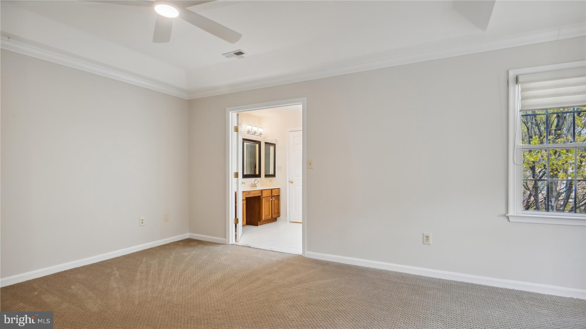 ROSE HILL FALLS - Residential Lease