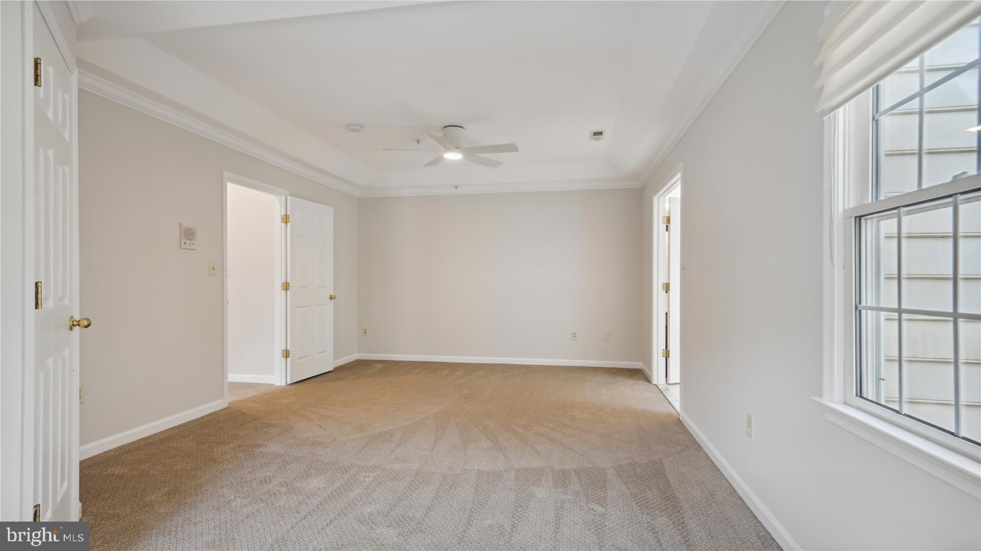 ROSE HILL FALLS - Residential Lease