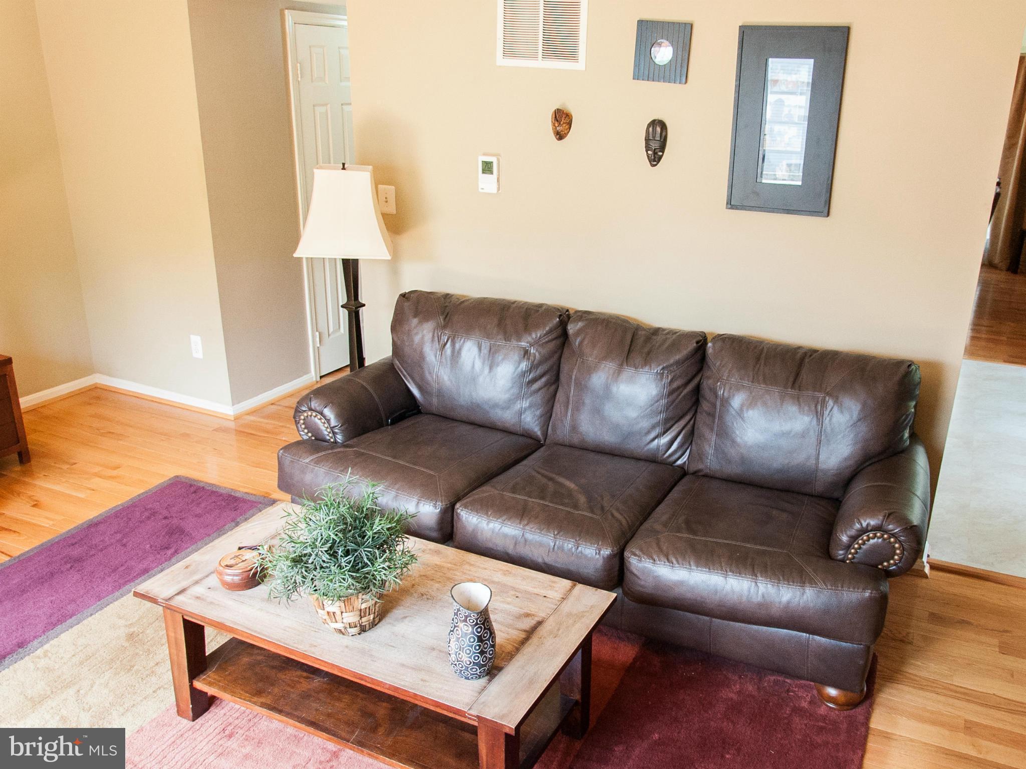 D EVEREUX WEST - Residential Lease