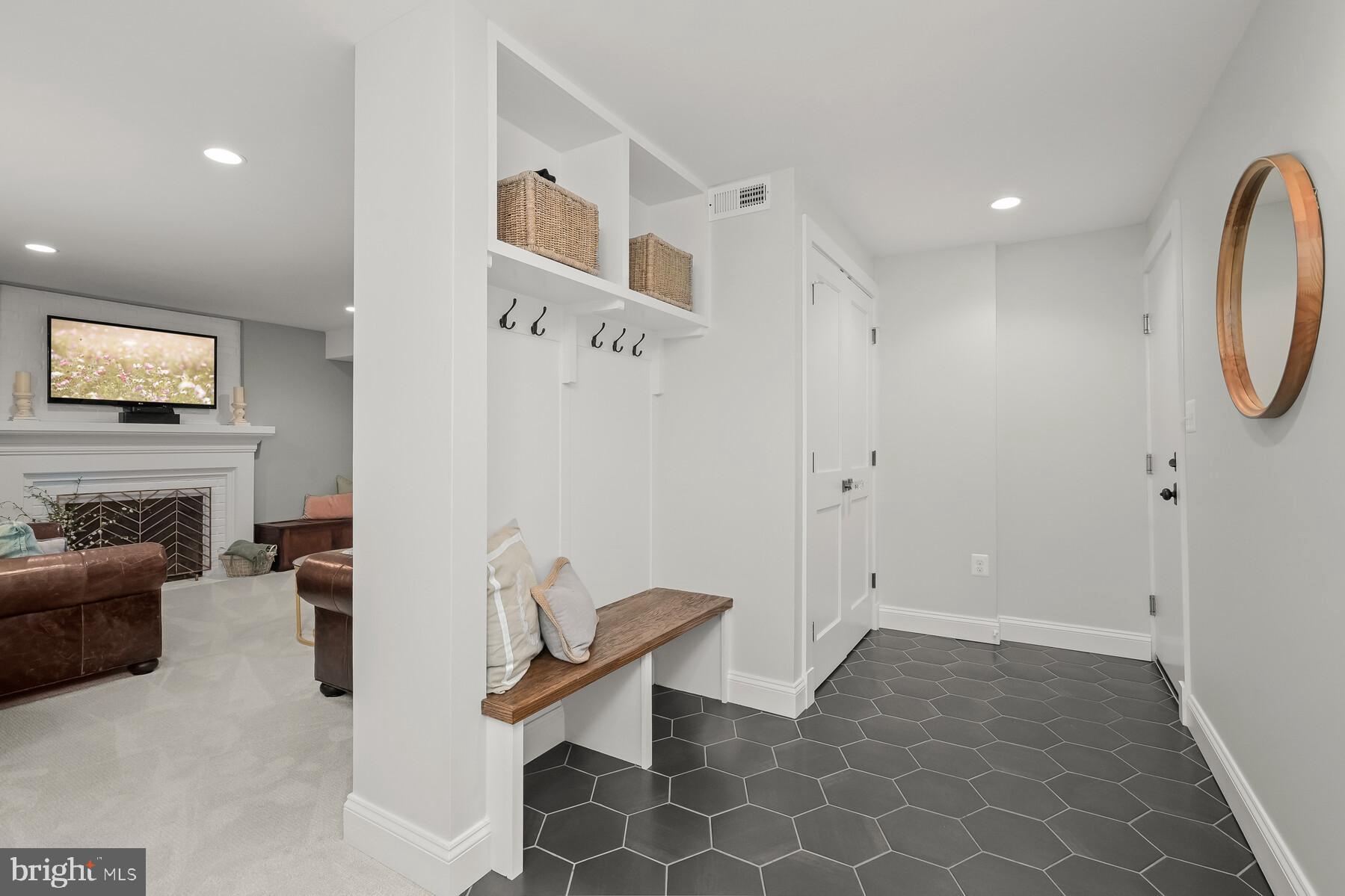 GLEN ECHO HEIGHTS - Residential