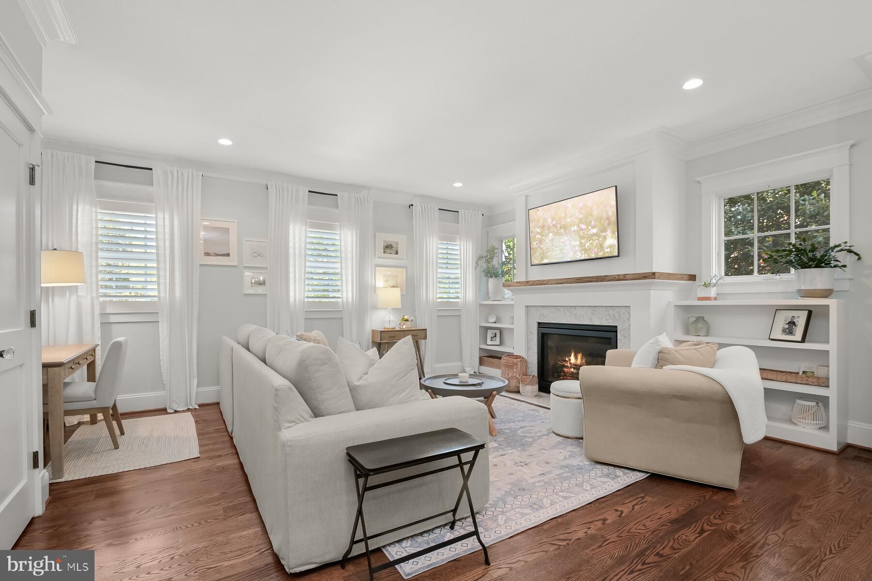 GLEN ECHO HEIGHTS - Residential