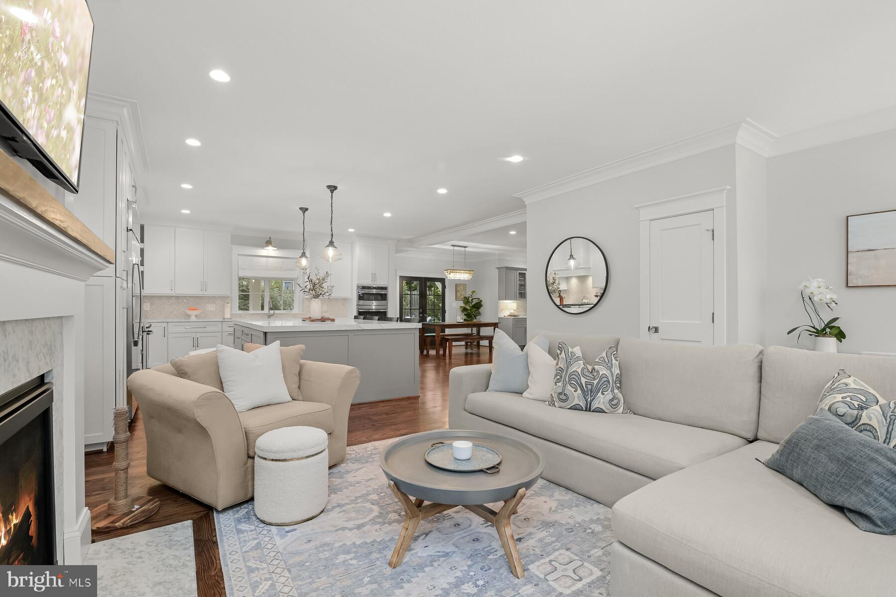 GLEN ECHO HEIGHTS - Residential