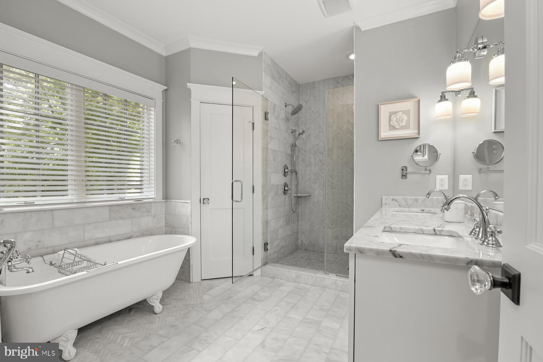 GLEN ECHO HEIGHTS - Residential