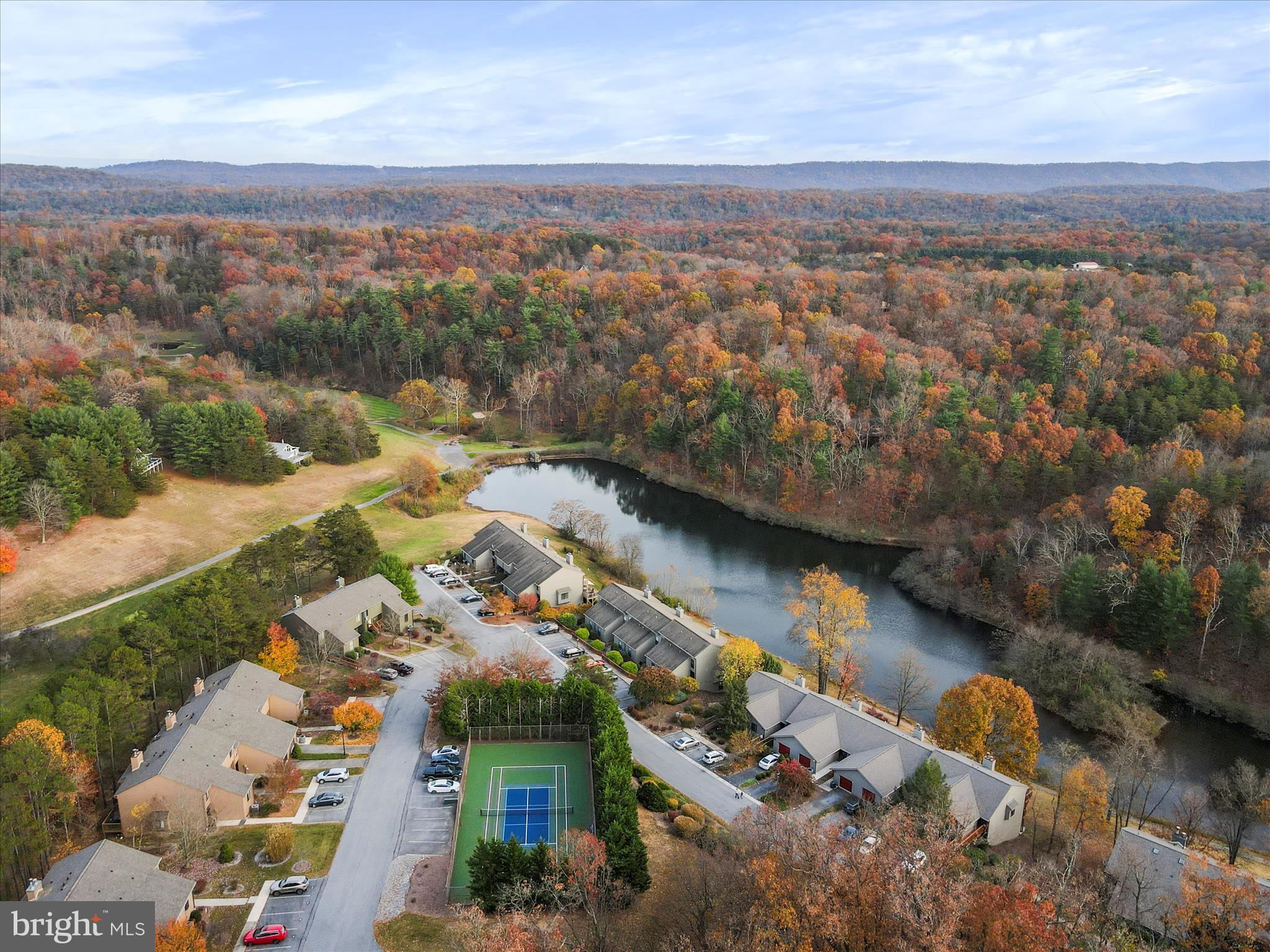 THE WOODS - Residential