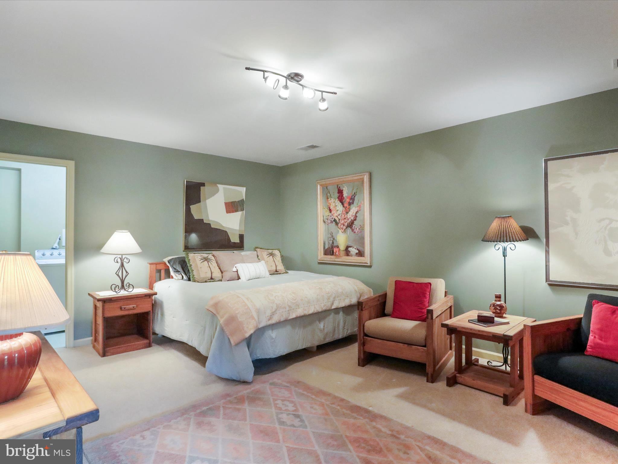 THE WOODS - Residential