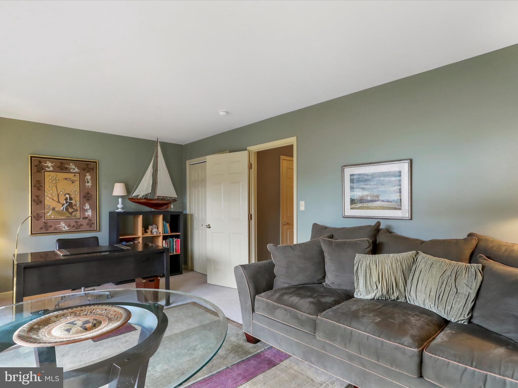 THE WOODS - Residential