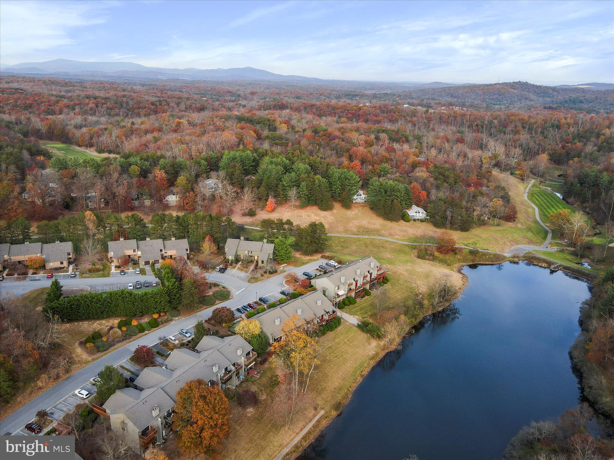 THE WOODS - Residential