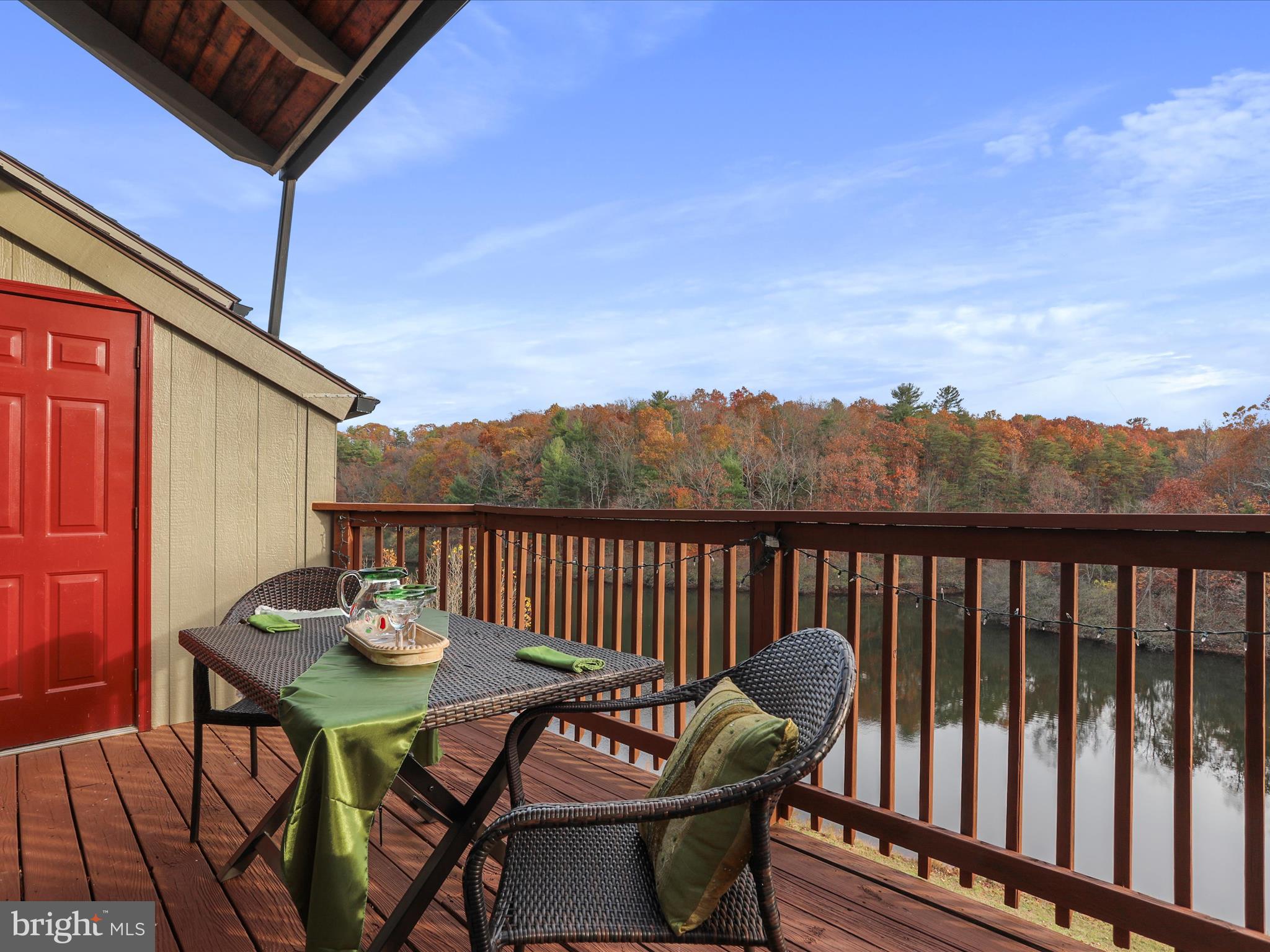 THE WOODS - Residential