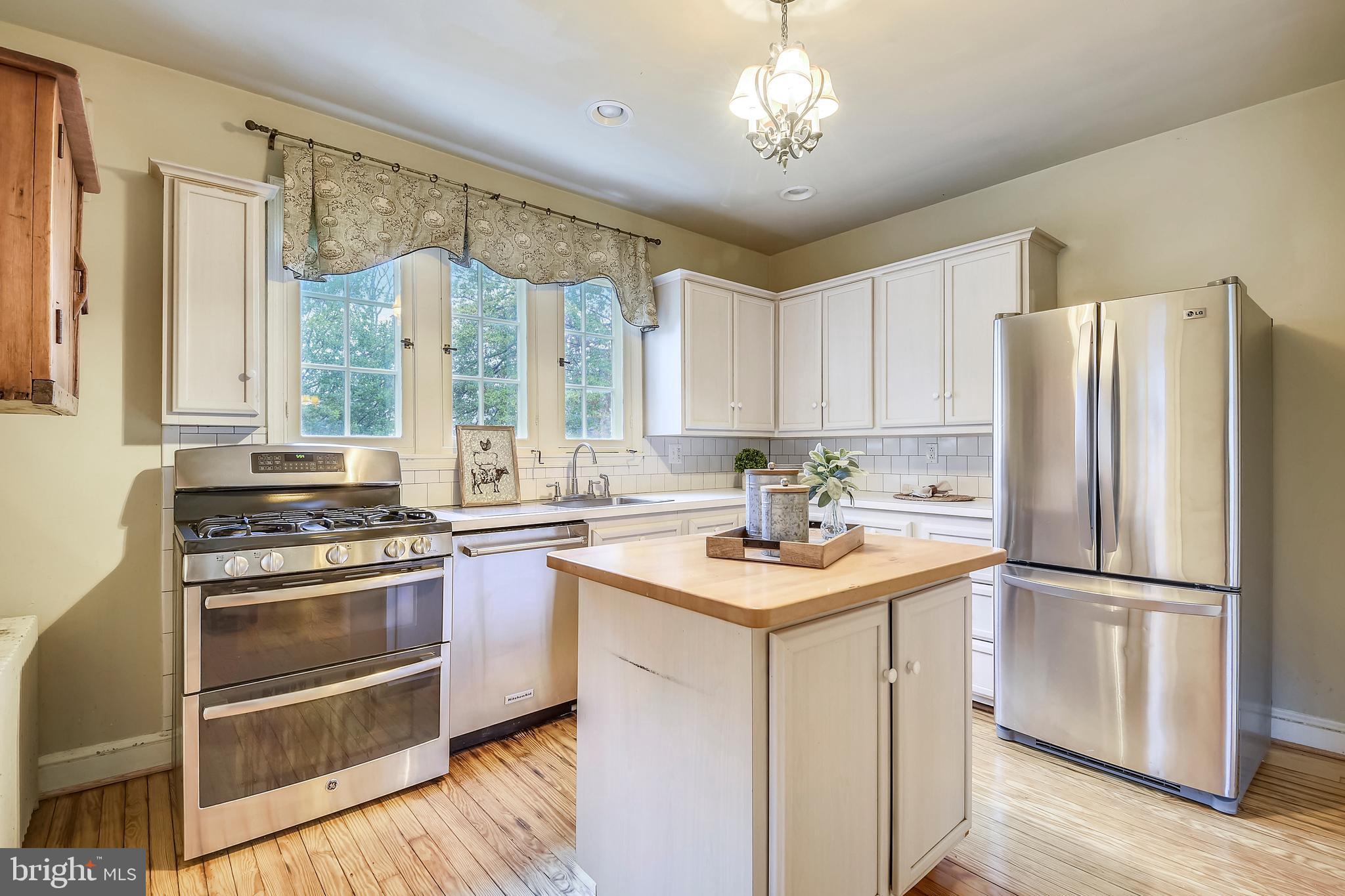 OAK FOREST - Residential