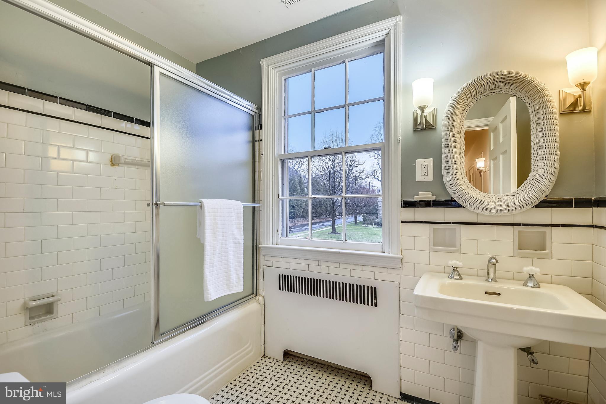 OAK FOREST - Residential