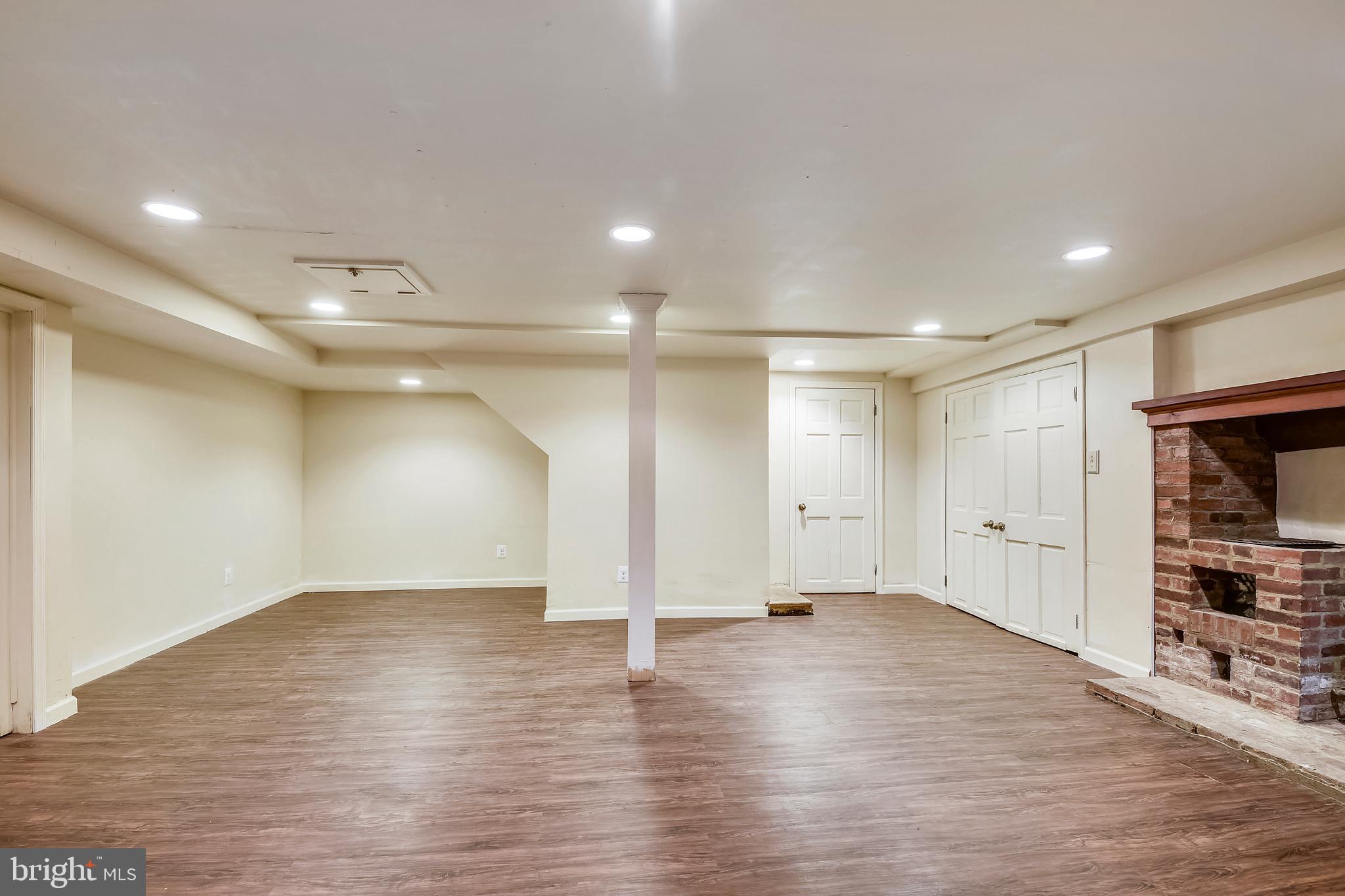 OAK FOREST - Residential