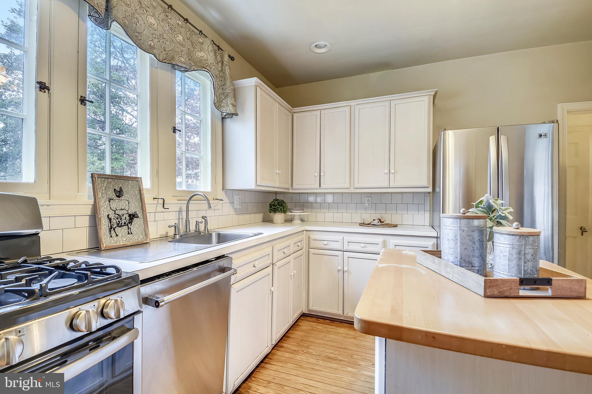 OAK FOREST - Residential