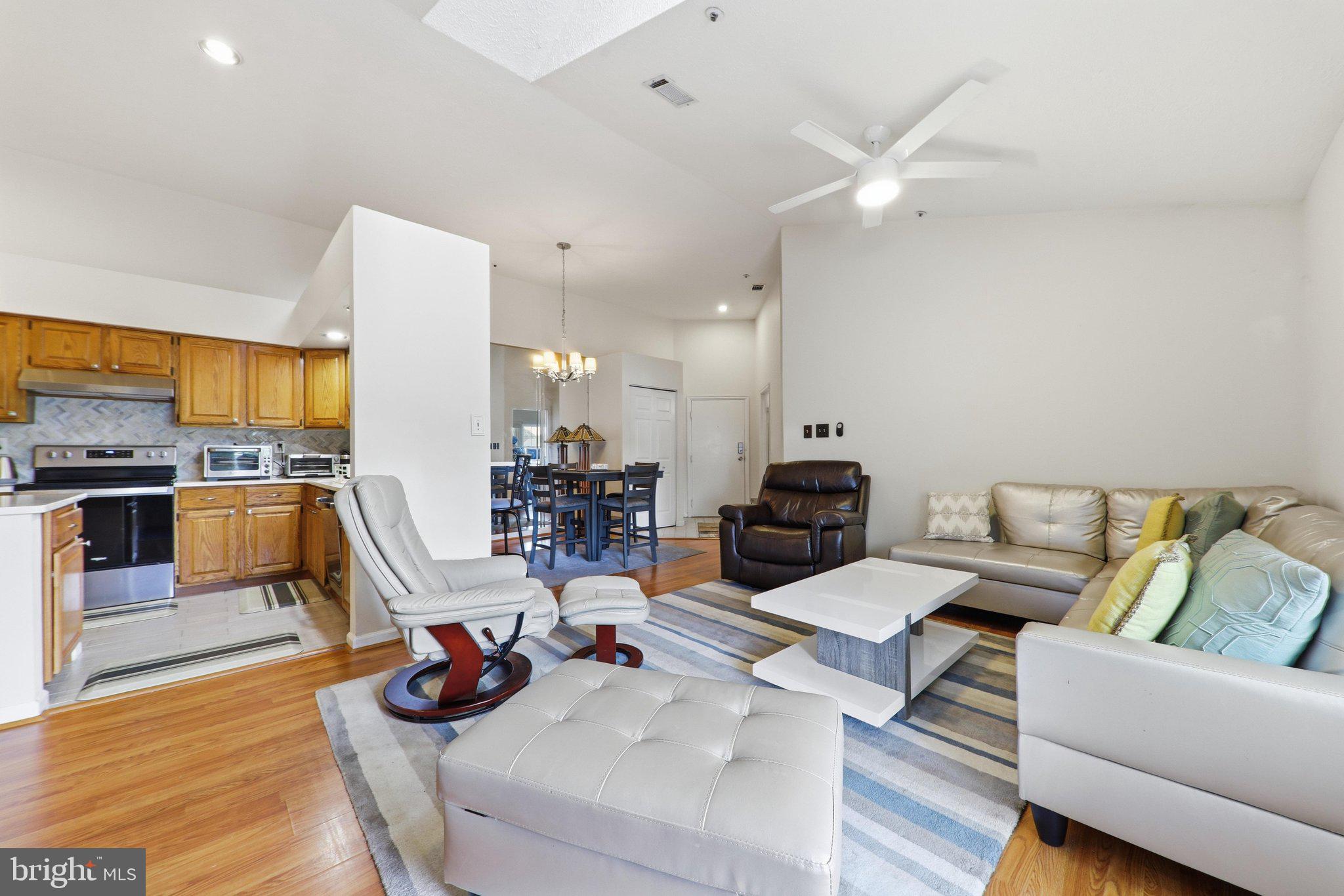 12216 EAGLES NEST COURT J