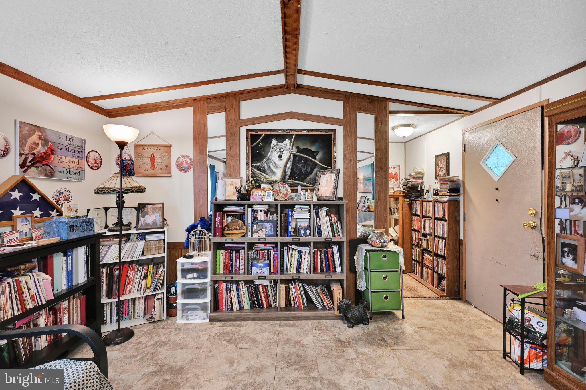 25 WILLOW TREE LANE