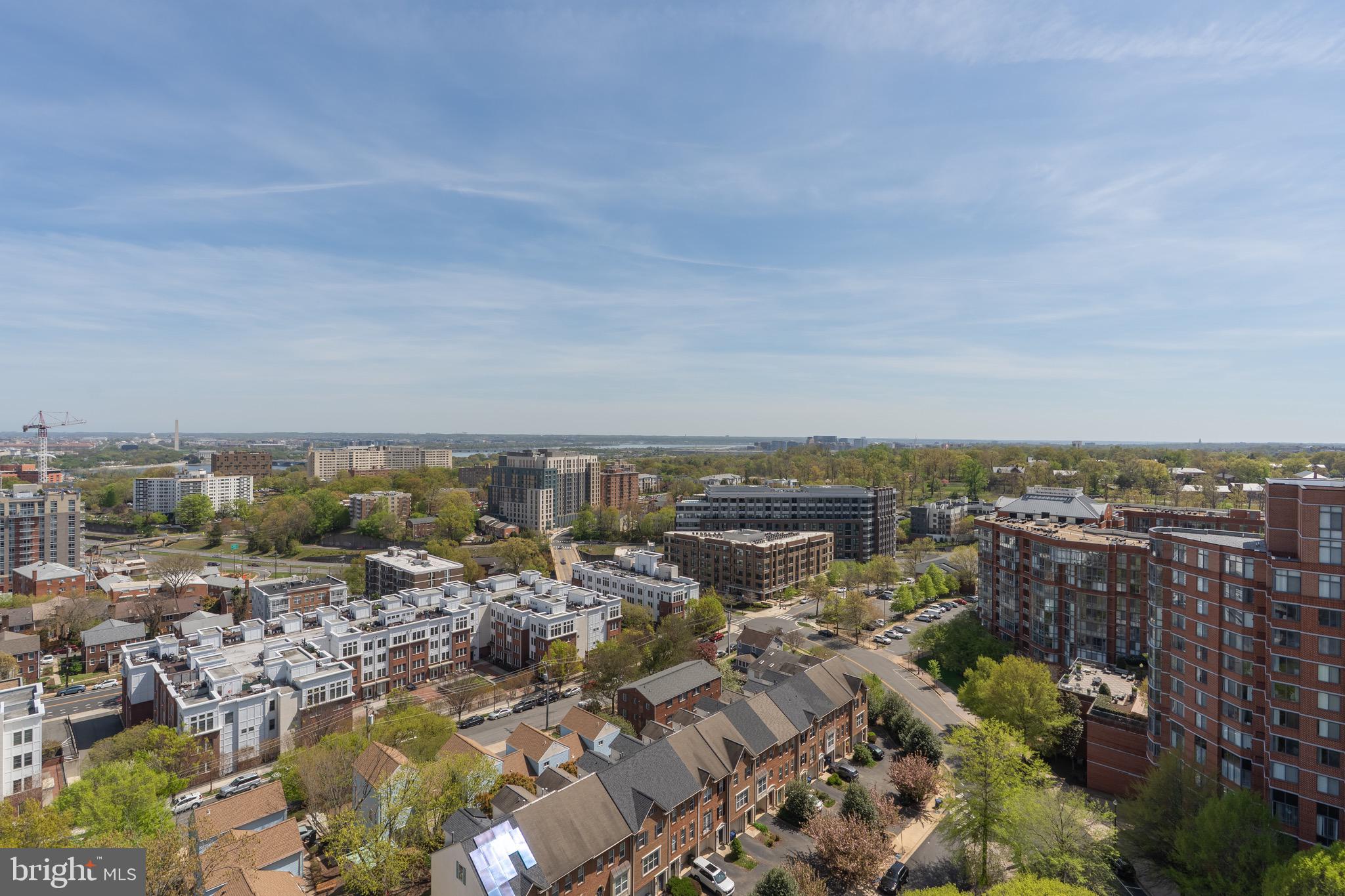 COURTHOUSE HILL - Residential