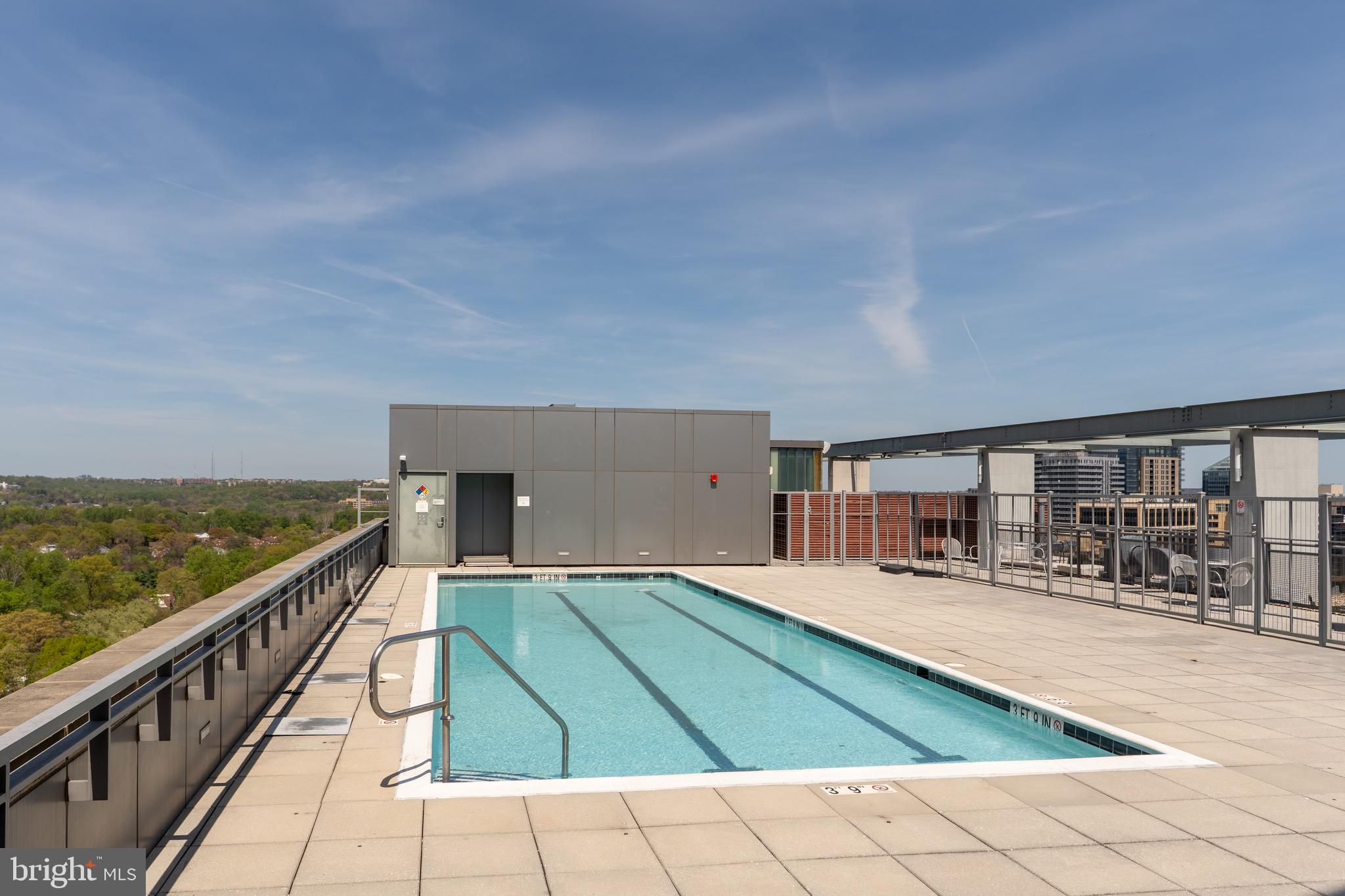 COURTHOUSE HILL - Residential