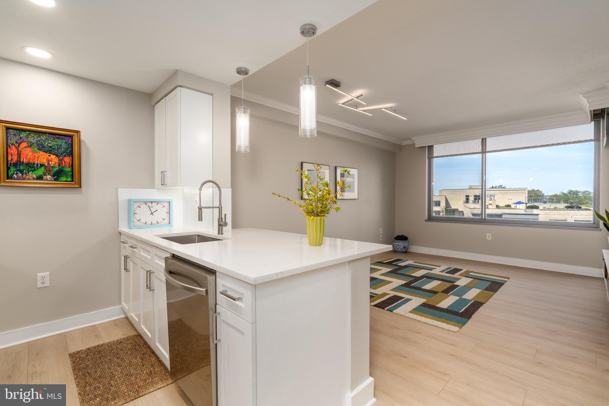 COURTHOUSE HILL - Residential