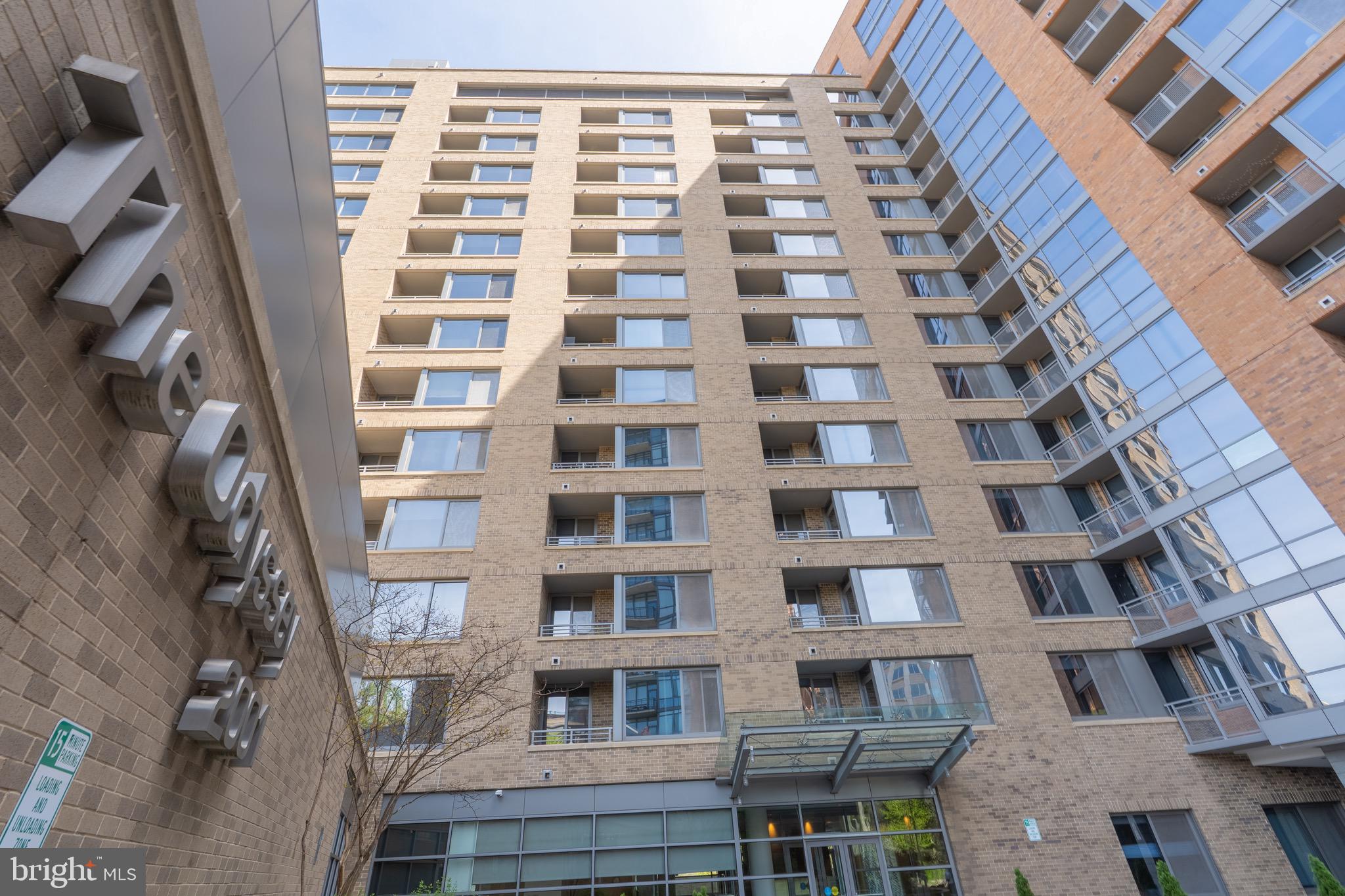 COURTHOUSE HILL - Residential