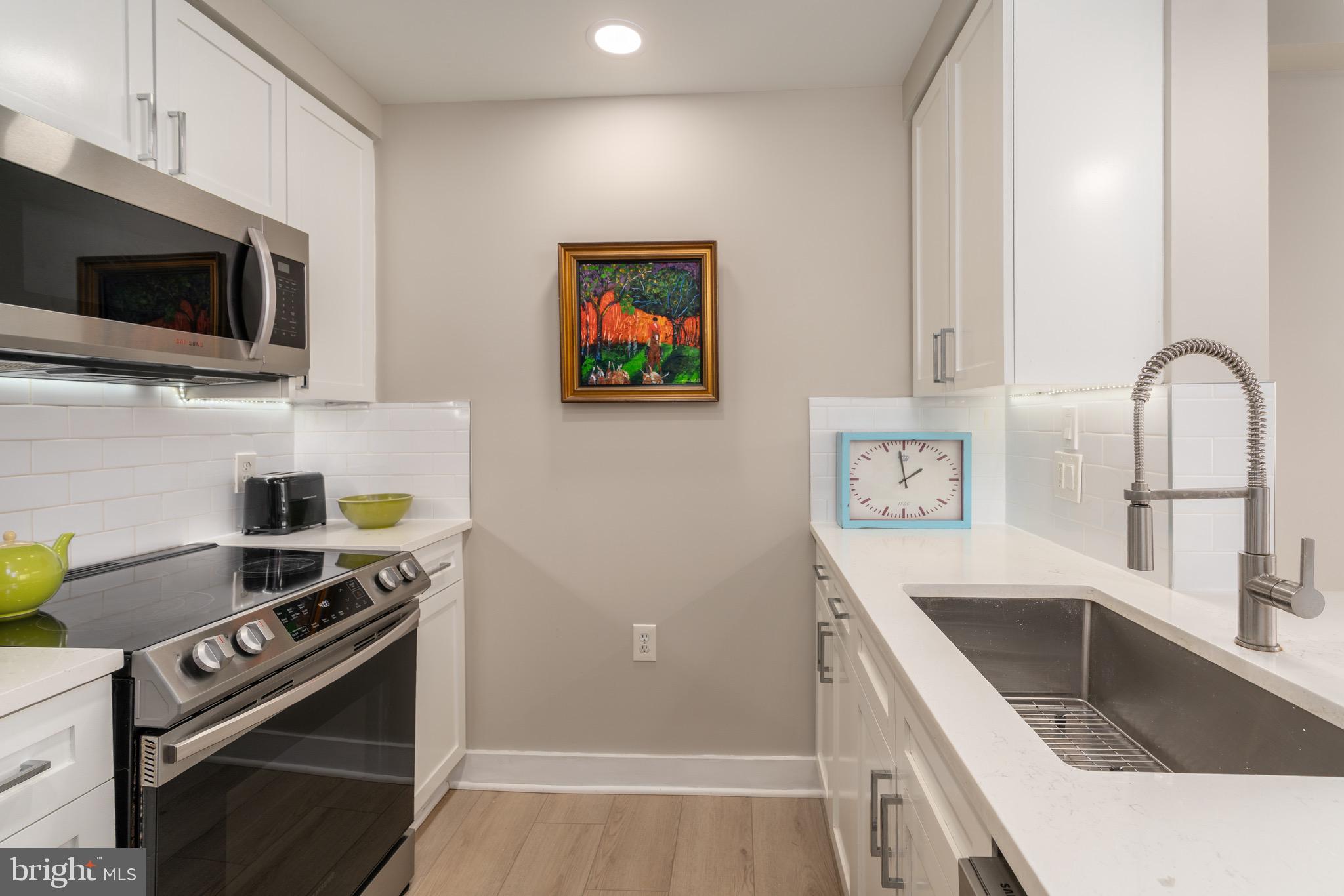 COURTHOUSE HILL - Residential